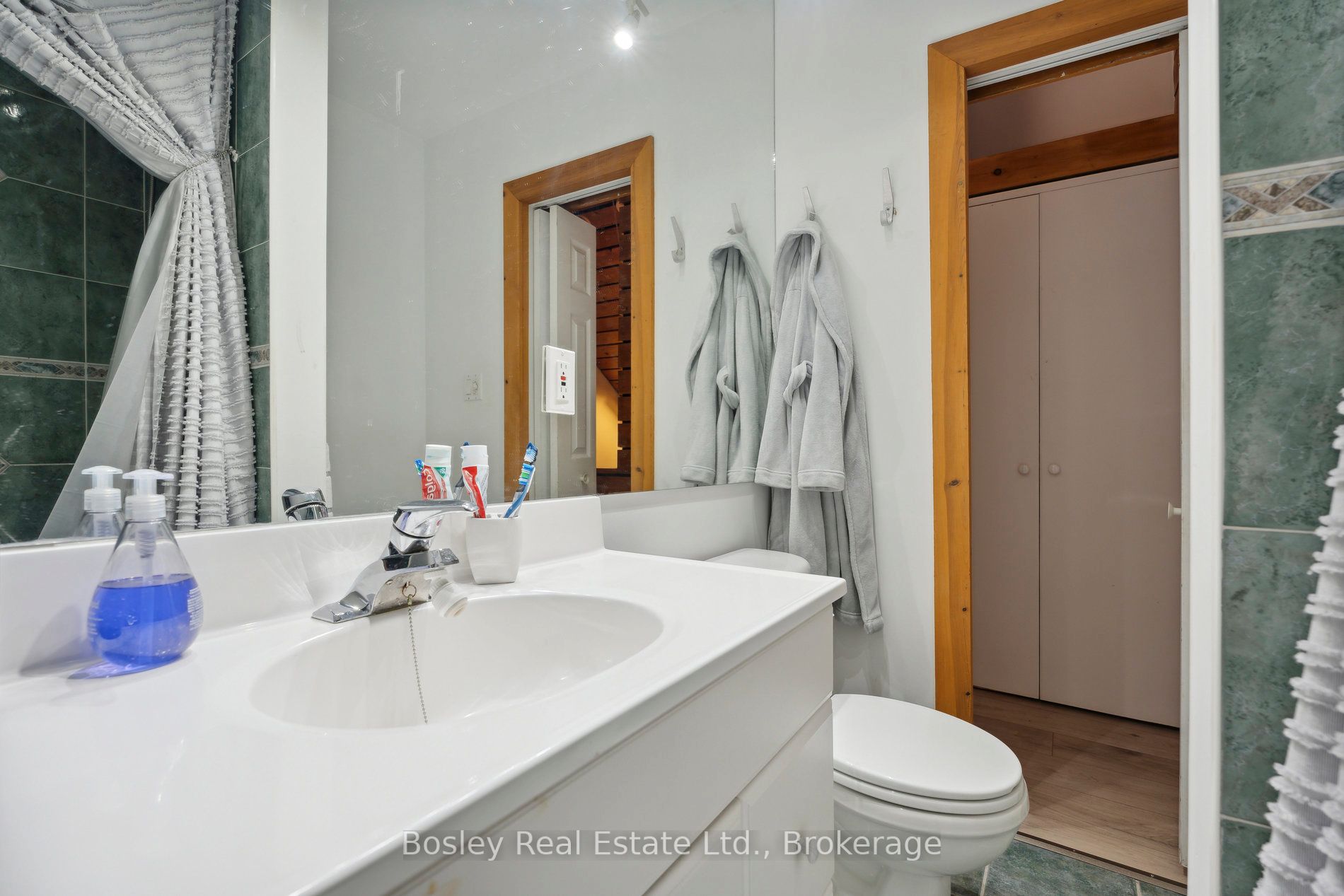 101 St Moritz Crescent Property Photo 28