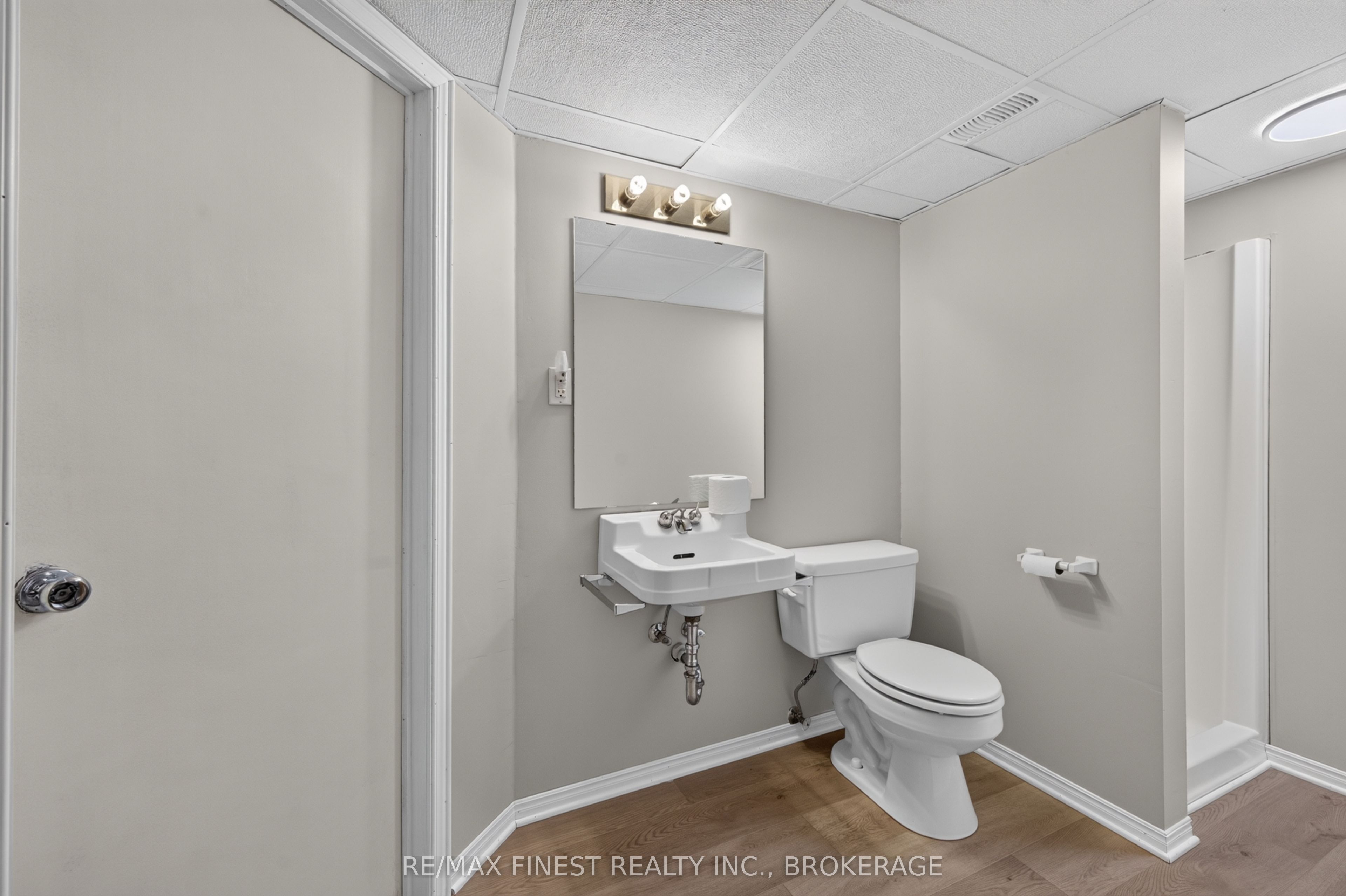 145 Elmwood Drive Property Photo 35