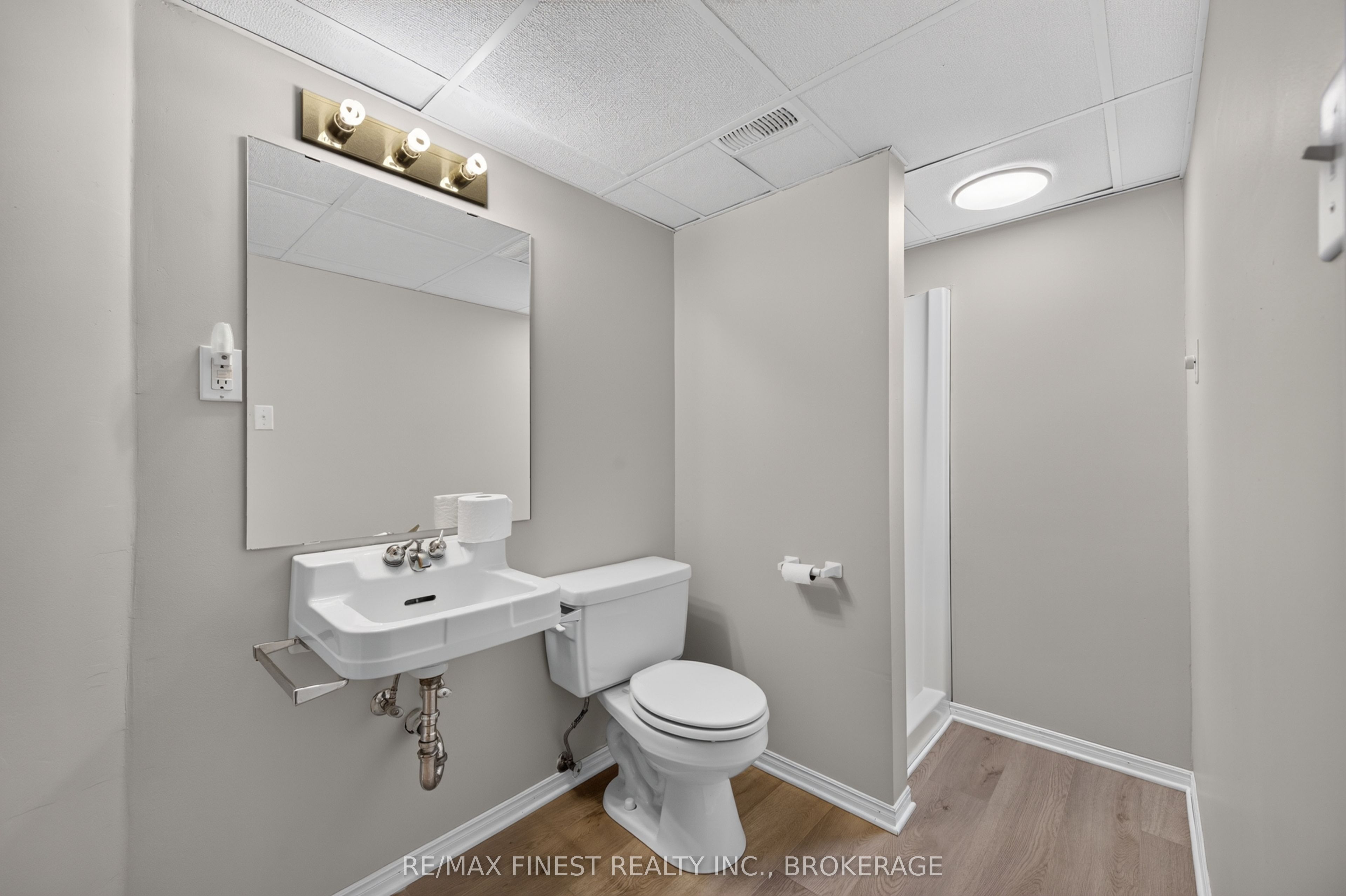 145 Elmwood Drive Property Photo 36