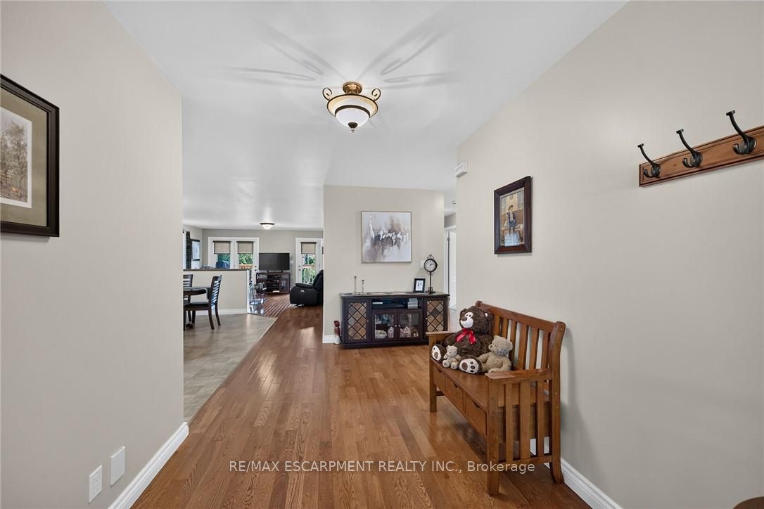 16 Church Street Property Photo 5