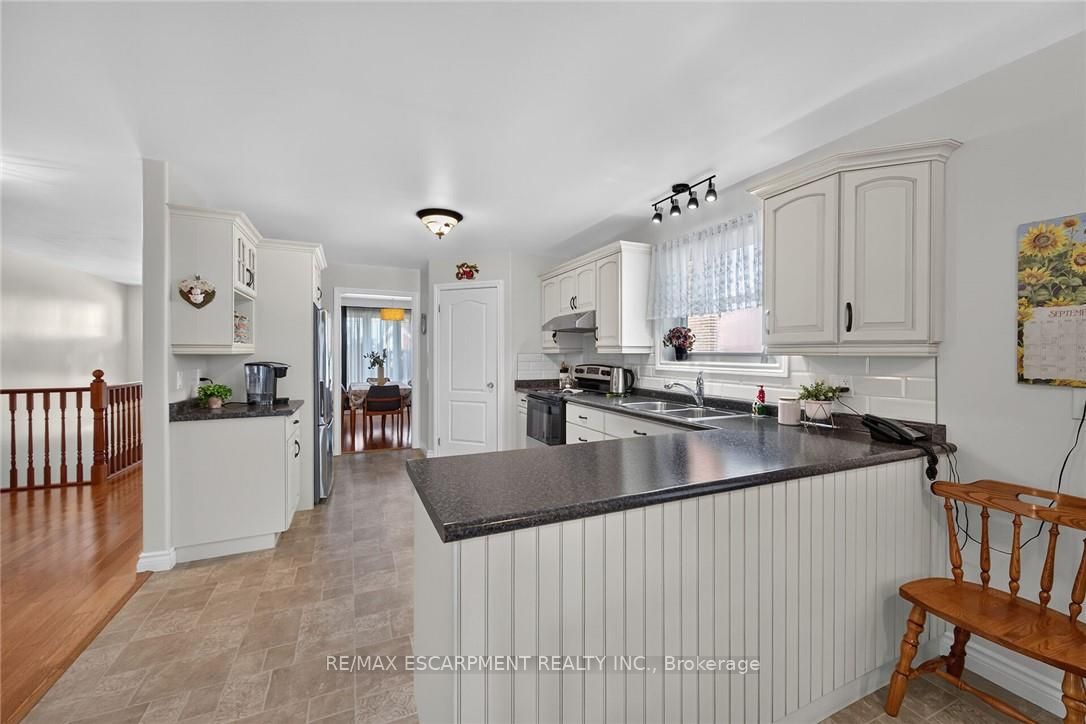 16 Church Street Property Photo 7