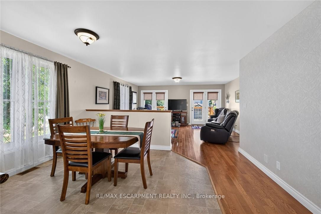 16 Church Street Property Photo 14
