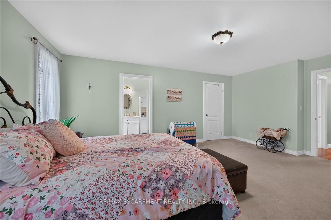 16 Church Street Property Photo 20