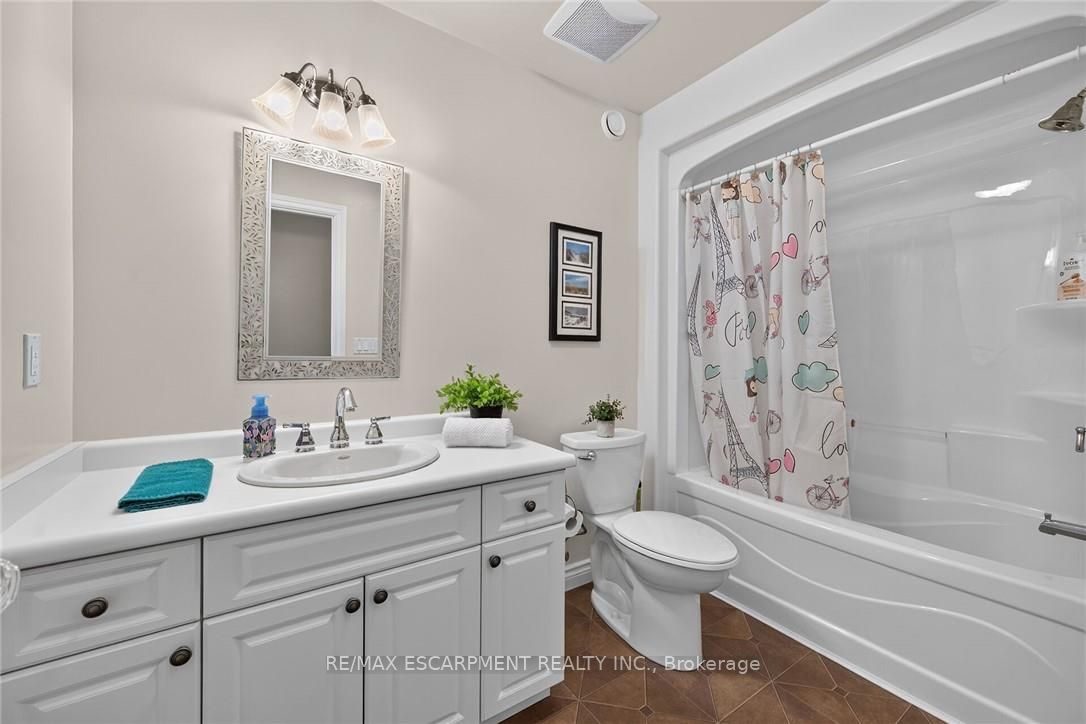 16 Church Street Property Photo 25