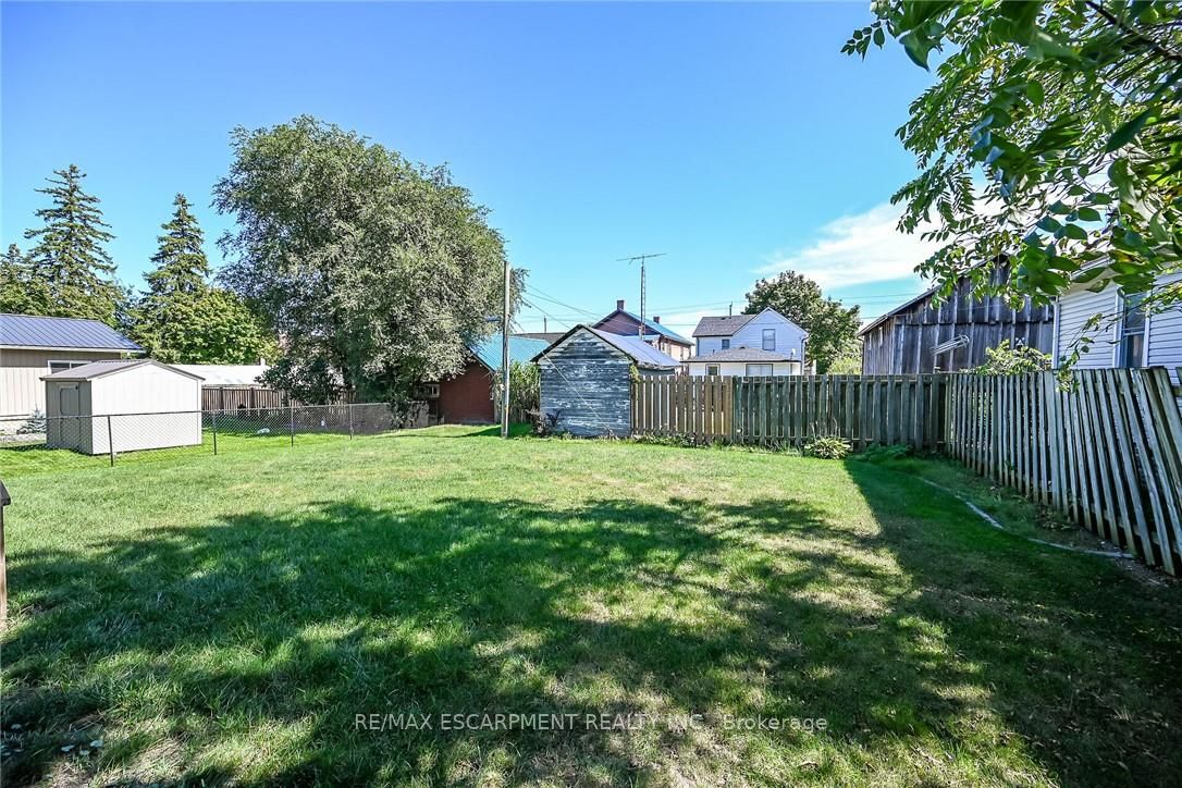 16 Church Street Property Photo 41