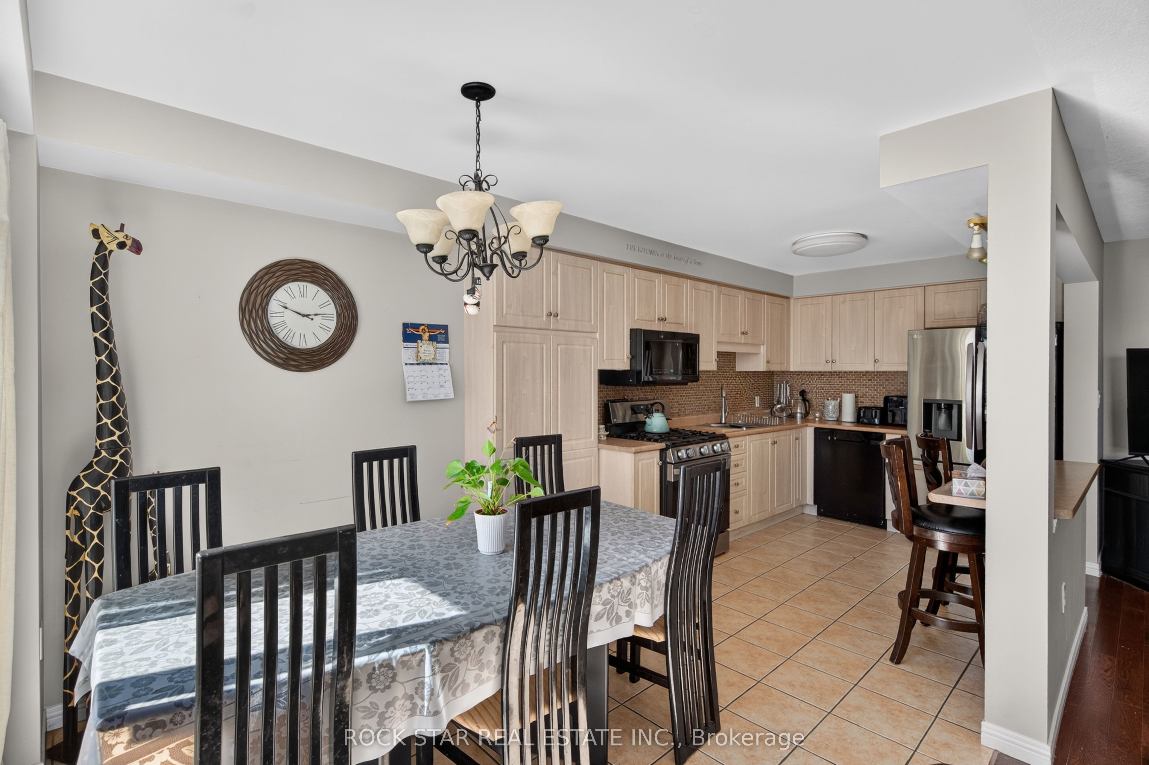 40 Fairhaven Drive Property Photo 9