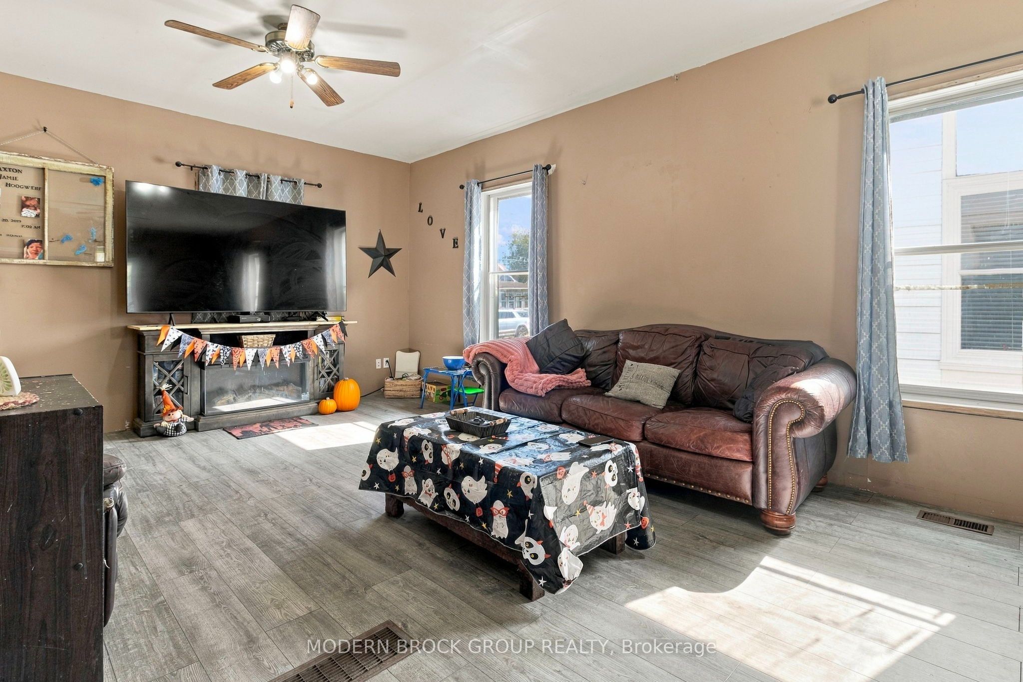614 East Street Property Photo 10