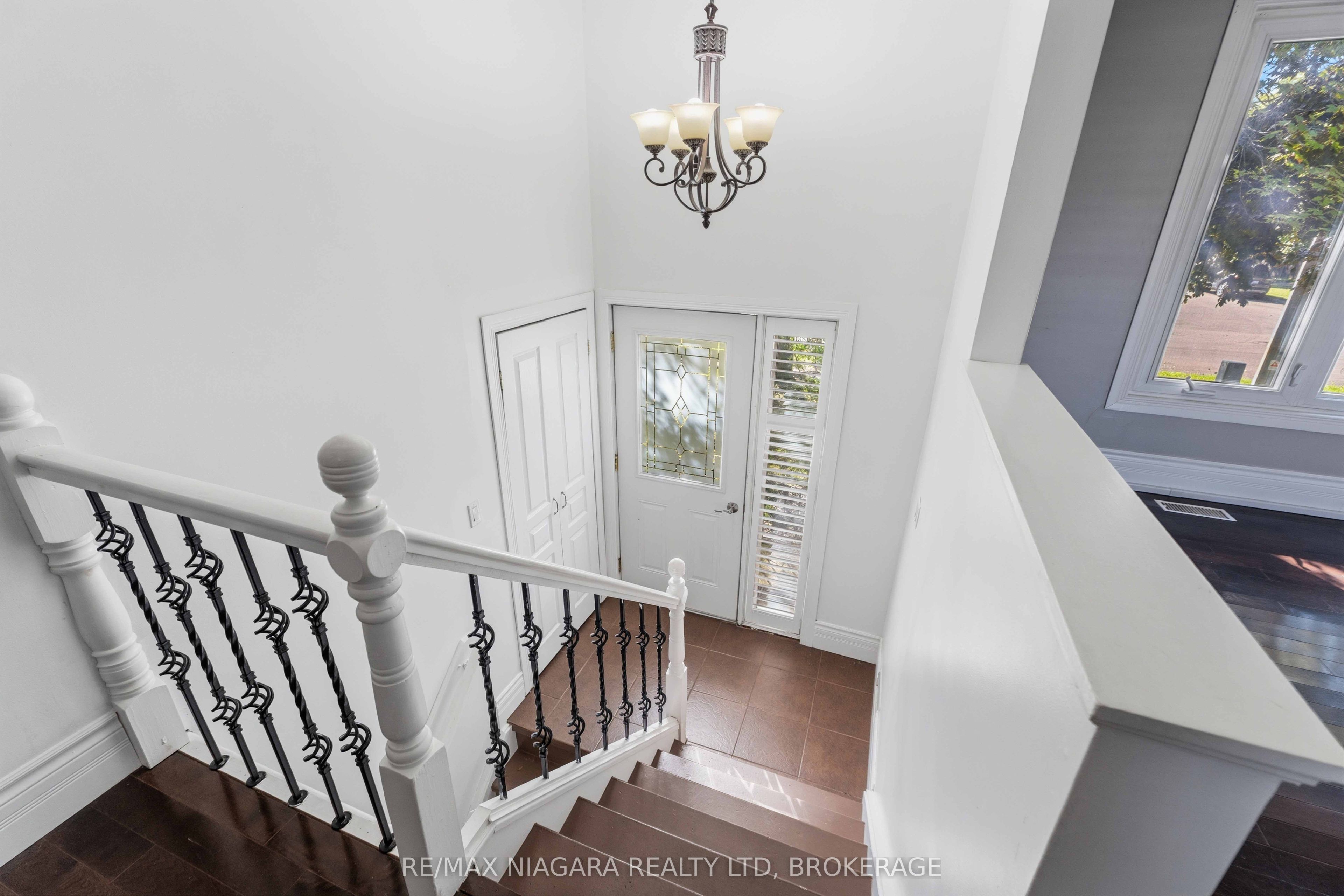 60 Brant Avenue Property Photo 6