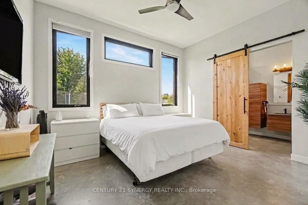 54 Adam Street Property Photo 14