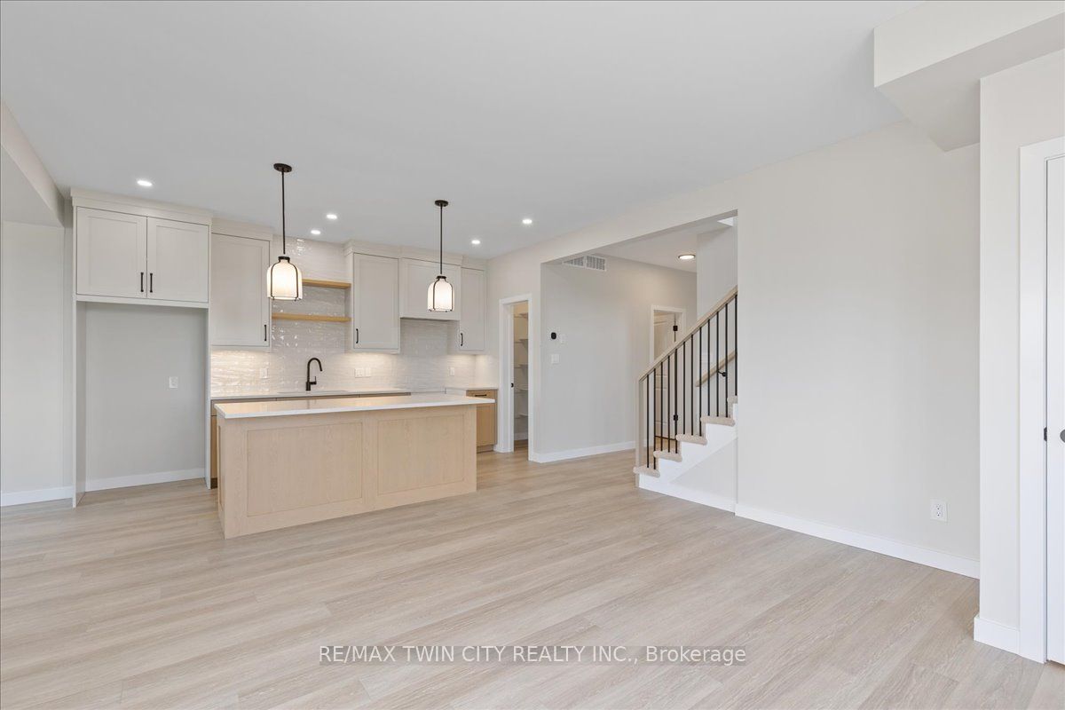 98 Kenton Street Property Photo 16