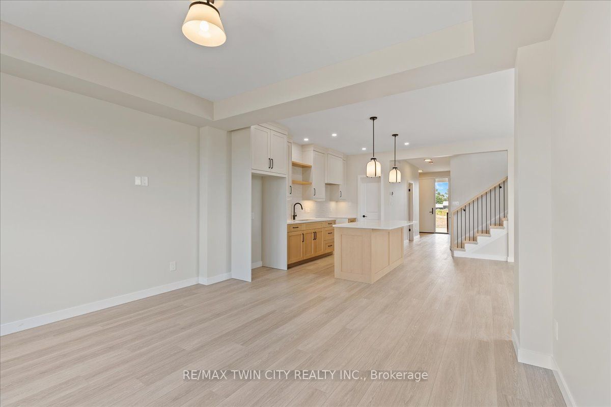 98 Kenton Street Property Photo 22