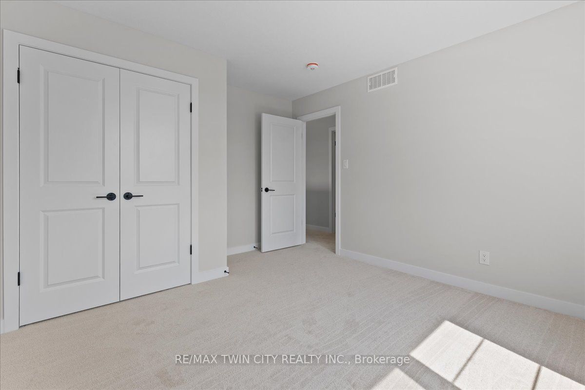 98 Kenton Street Property Photo 40