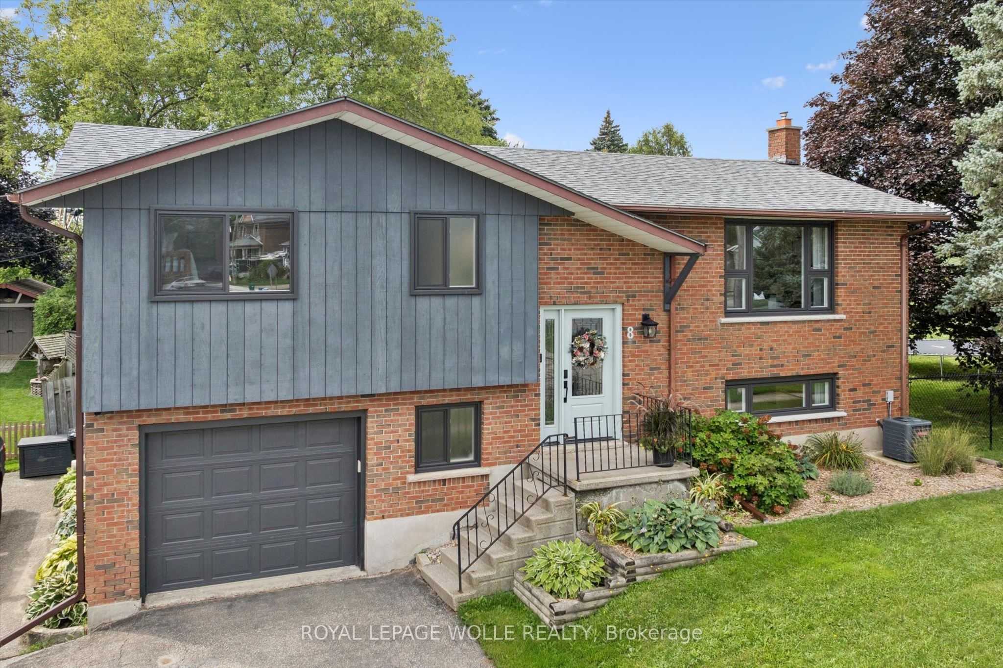 8 Christian Street Property Photo 1