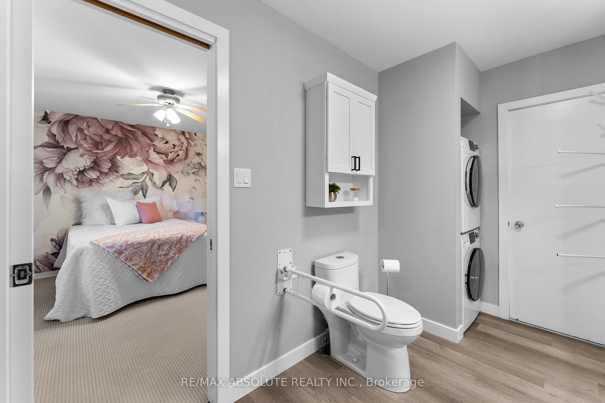 154 Ottawa Street Property Photo 21
