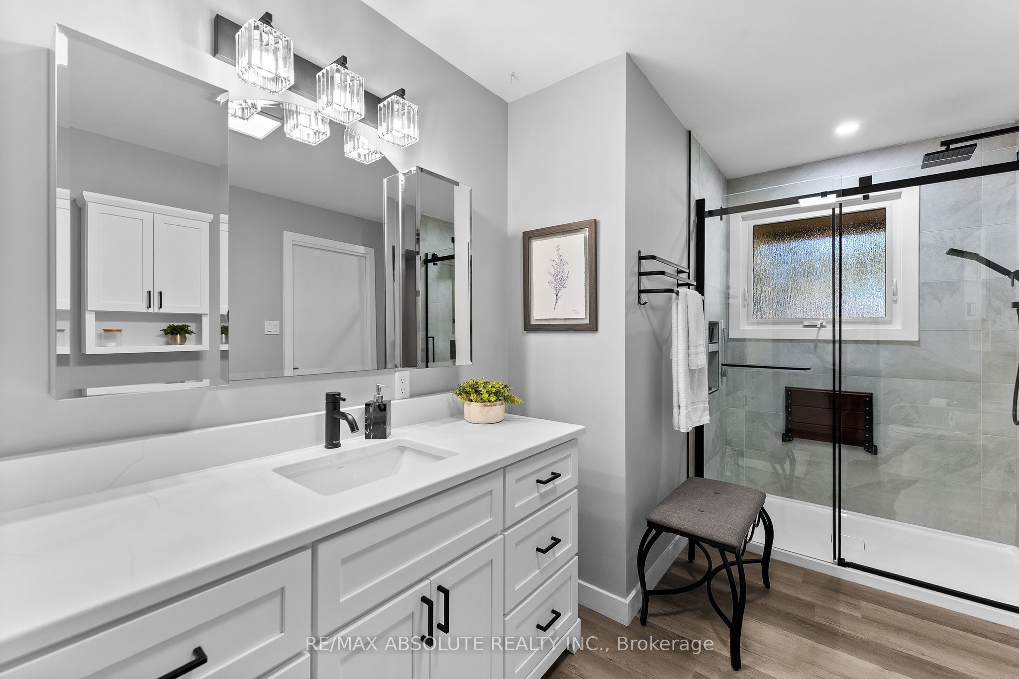 154 Ottawa Street Property Photo 23