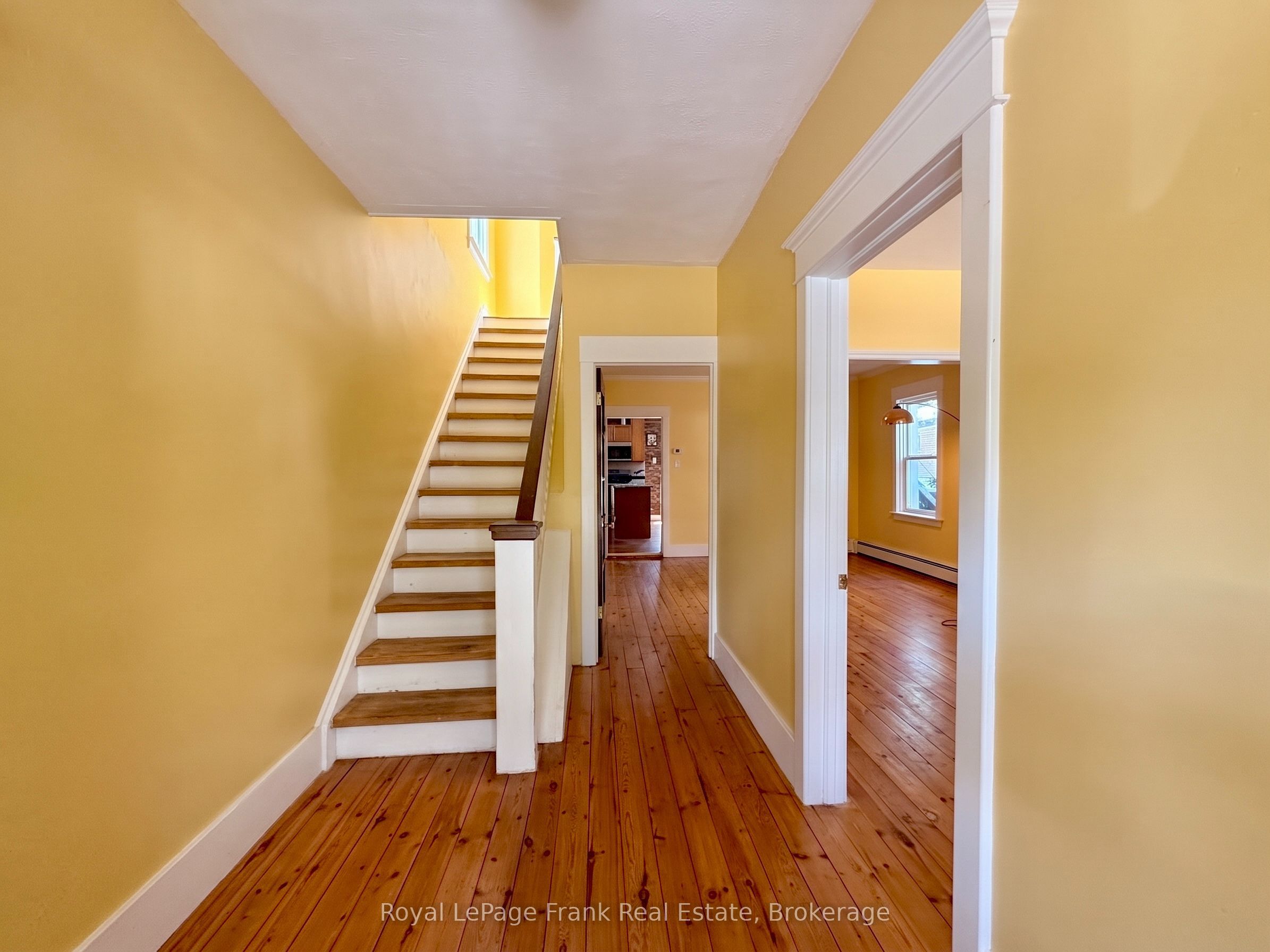 672 Romaine Street Property Photo 6