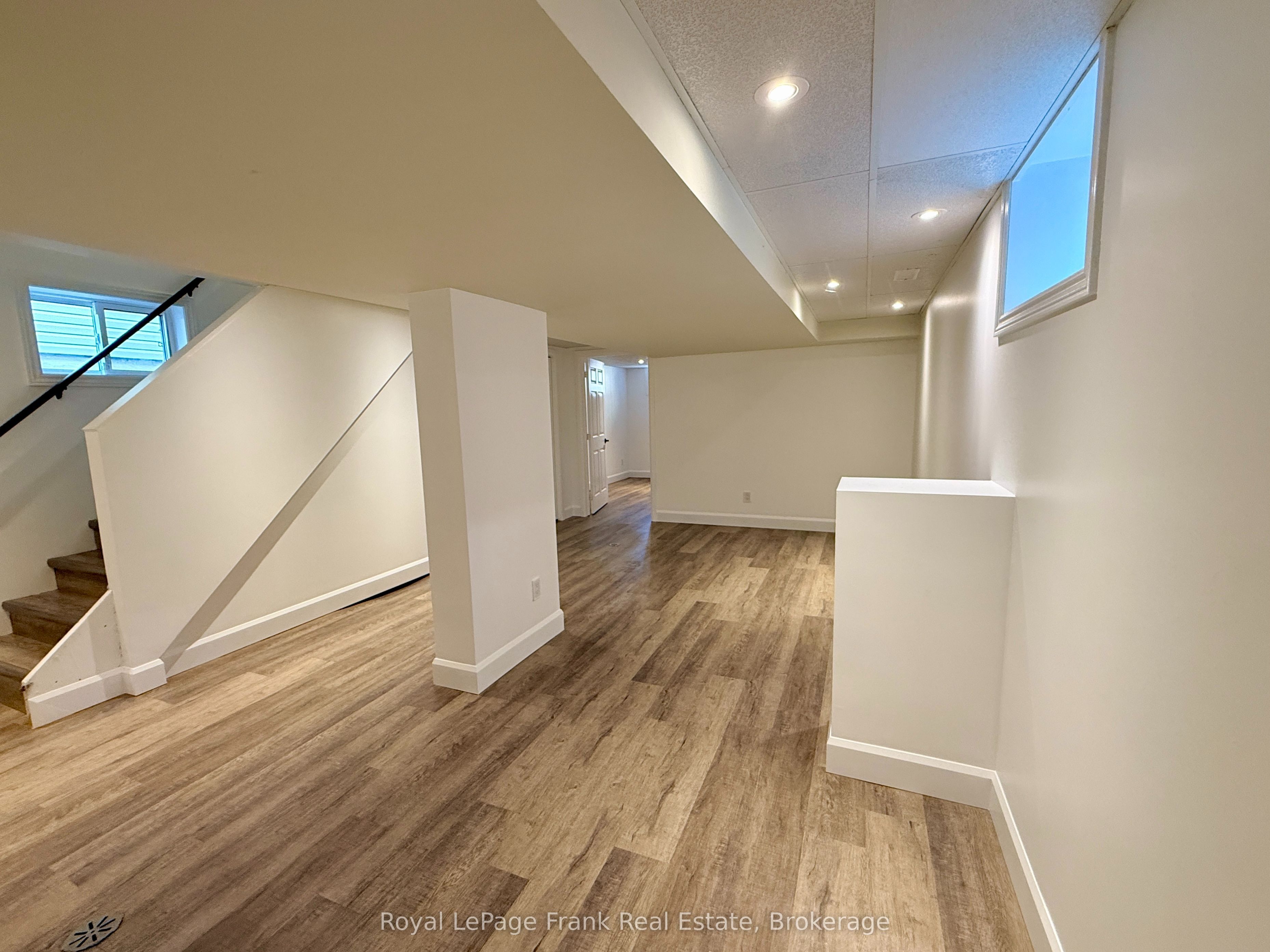 672 Romaine Street Property Photo 26