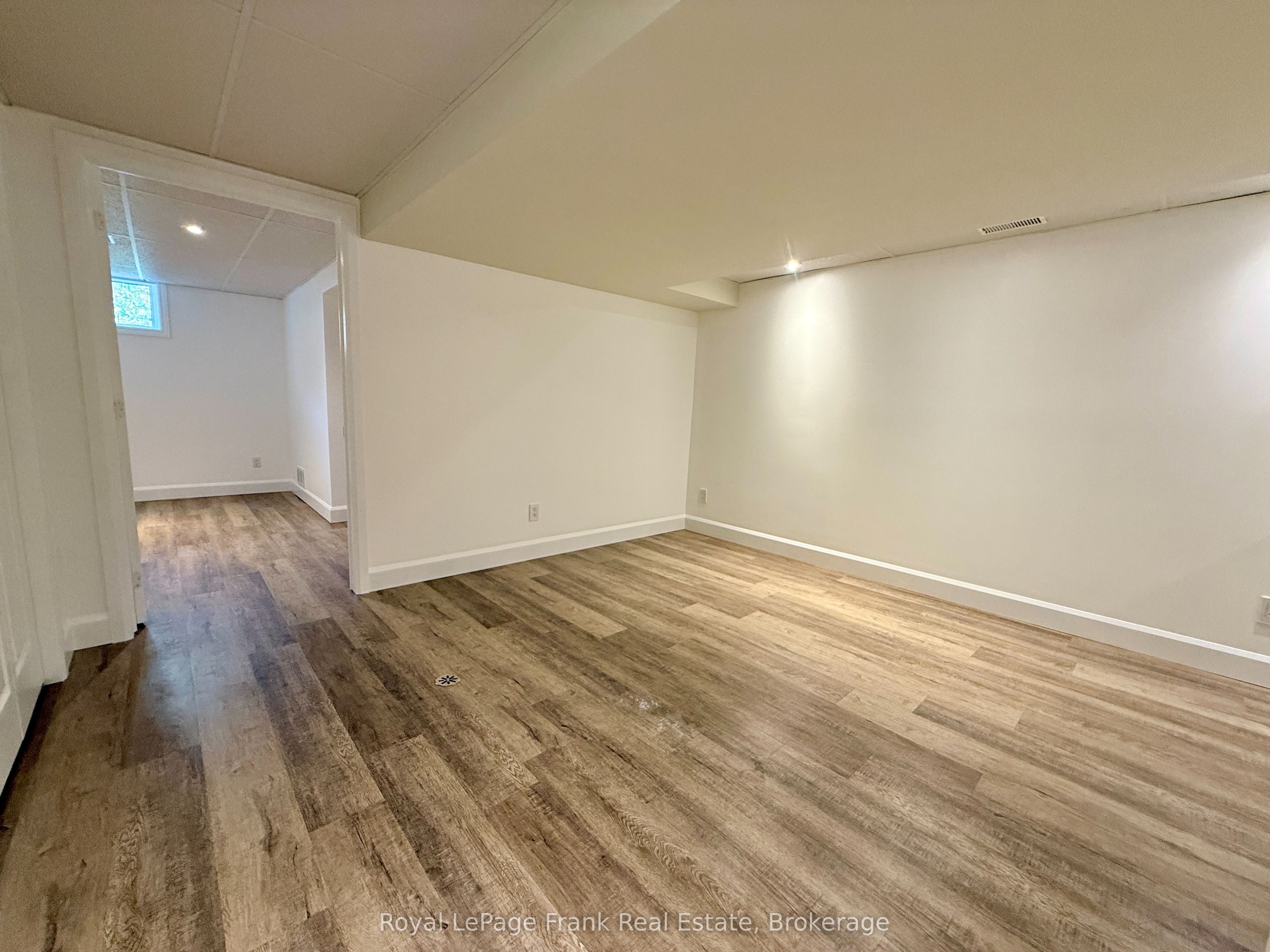 672 Romaine Street Property Photo 27