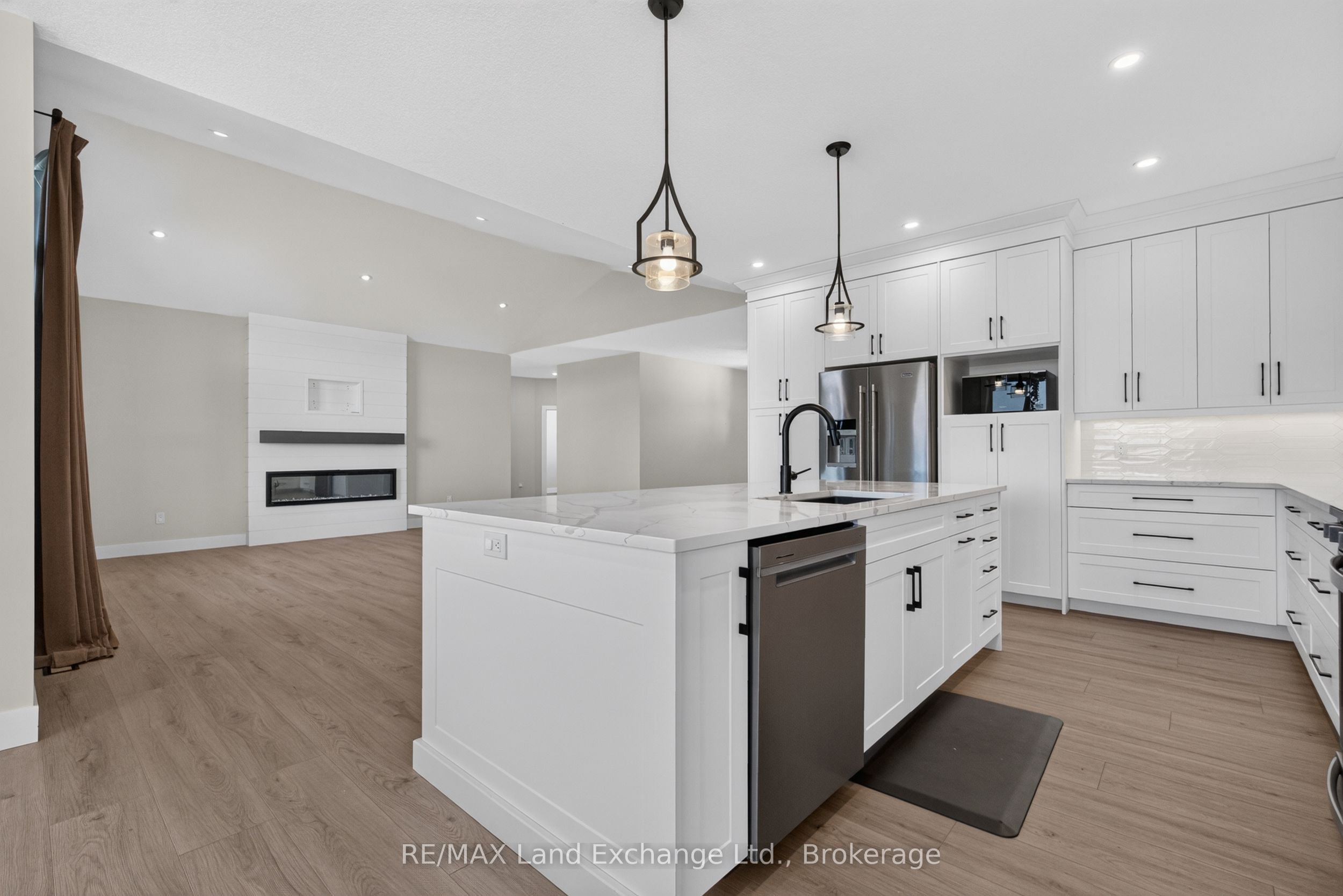48 Mctavish Crescent Property Photo 9