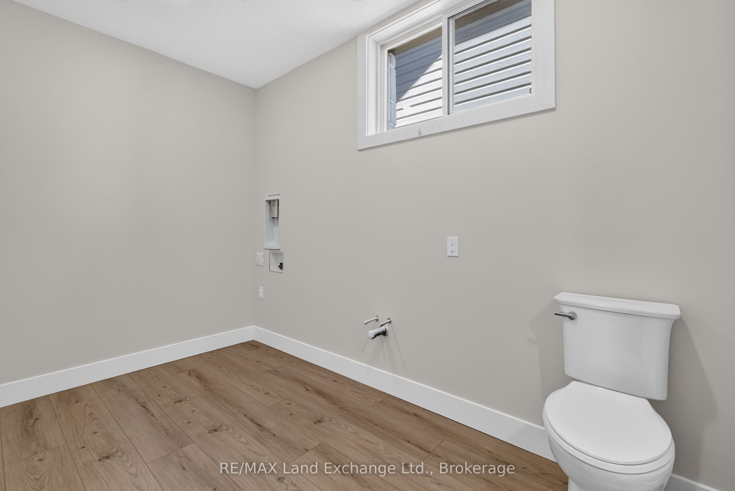 48 Mctavish Crescent Property Photo 31
