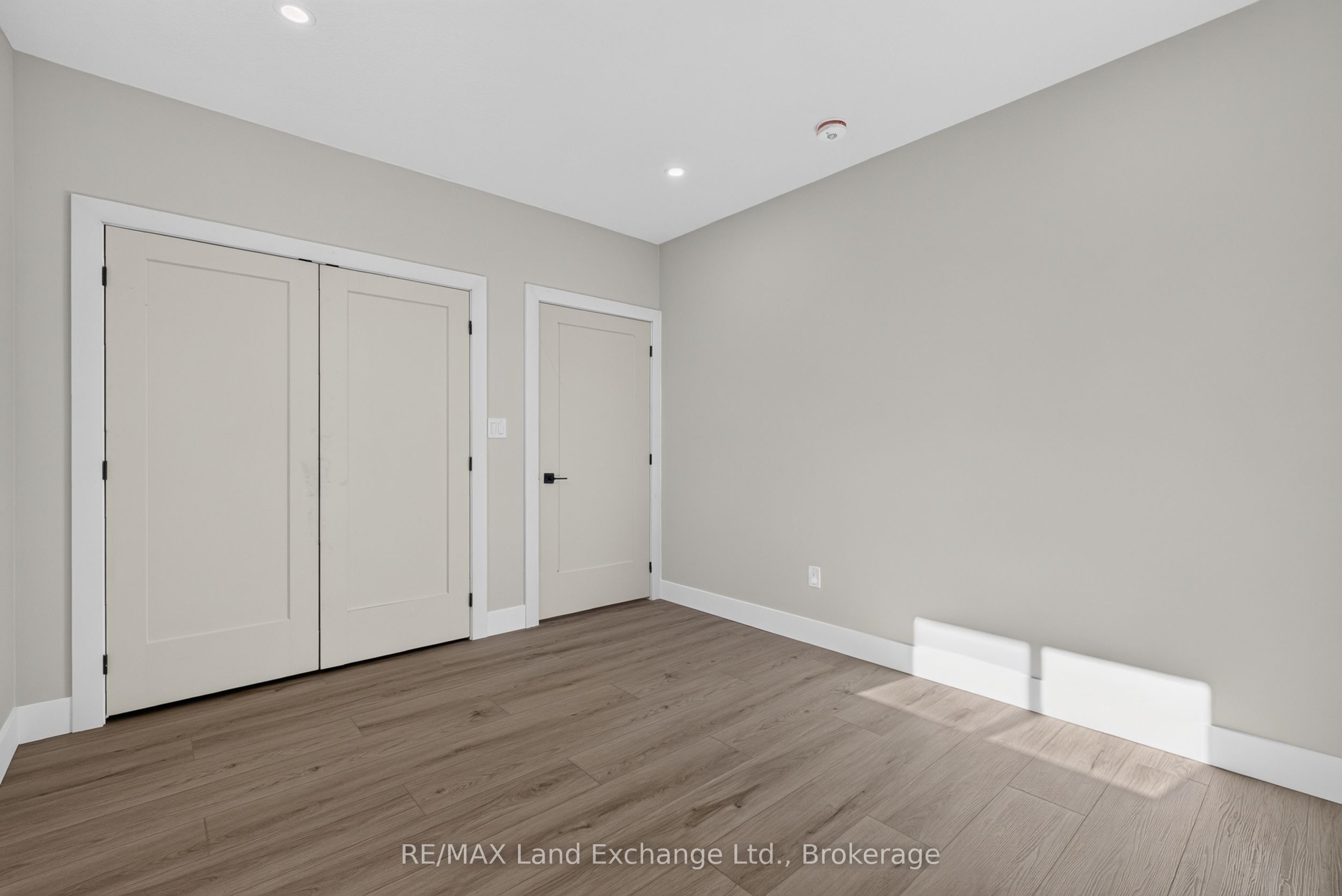 48 Mctavish Crescent Property Photo 33