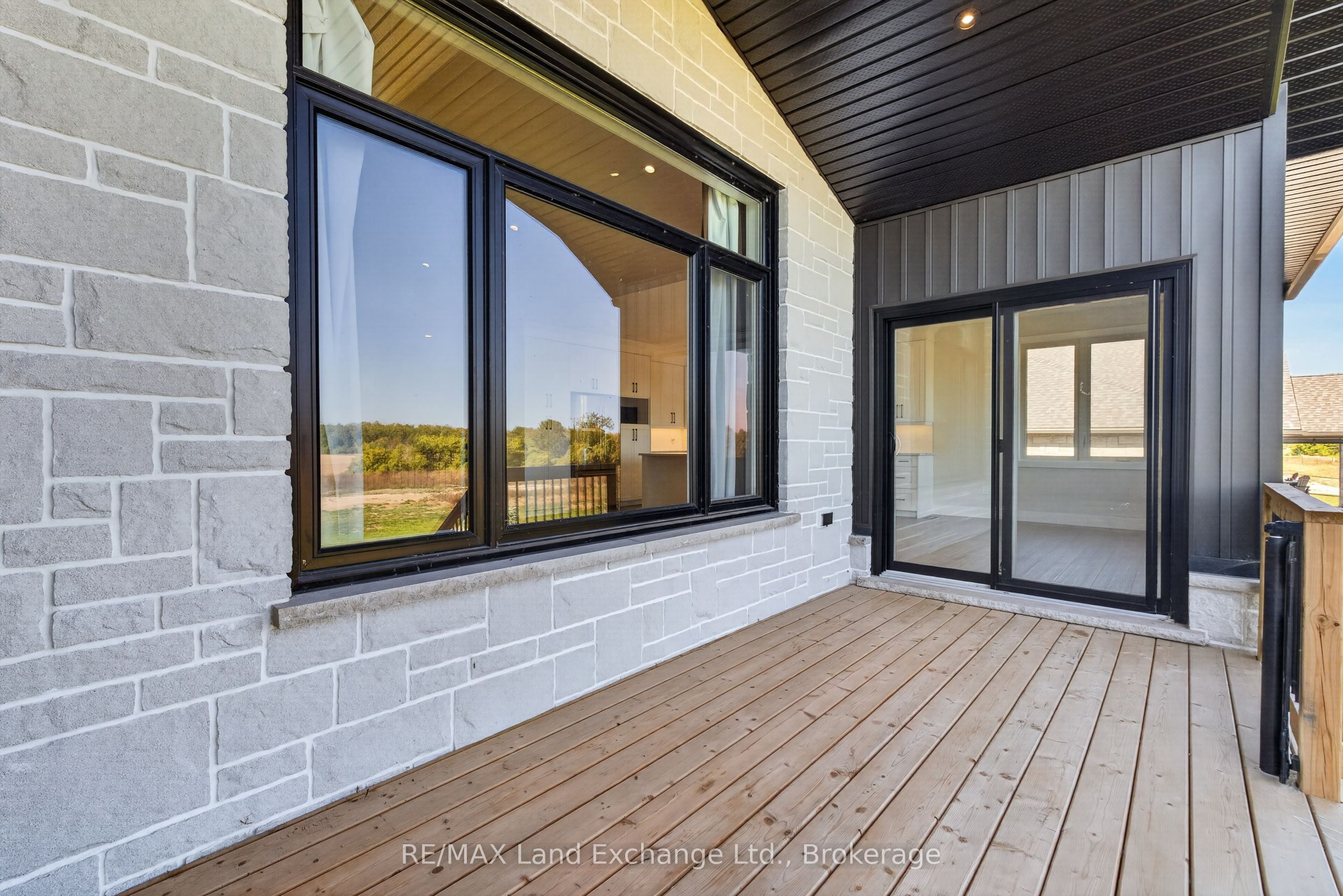 48 Mctavish Crescent Property Photo 39