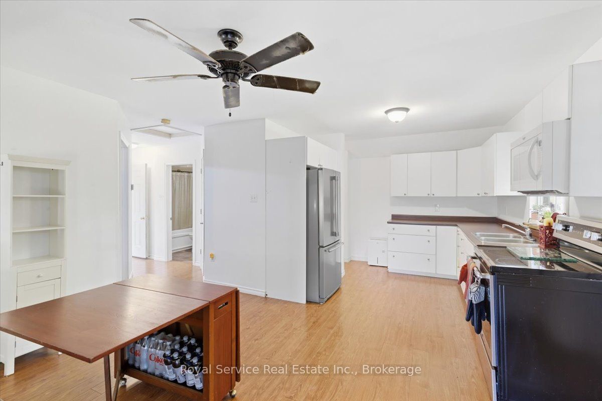 162 Paudash Street Property Photo 8
