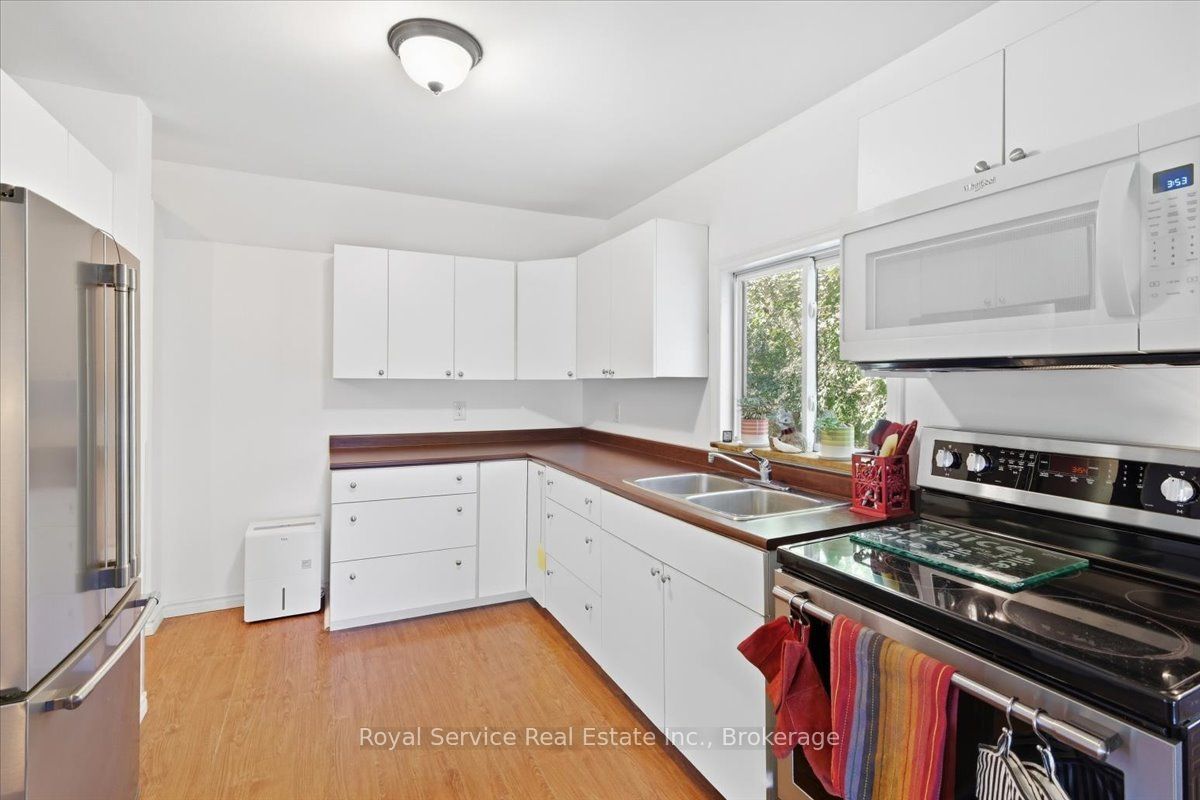 162 Paudash Street Property Photo 11