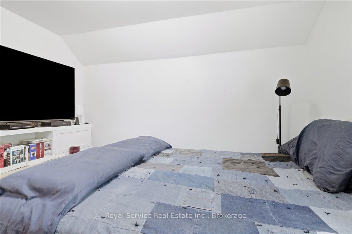 162 Paudash Street Property Photo 13