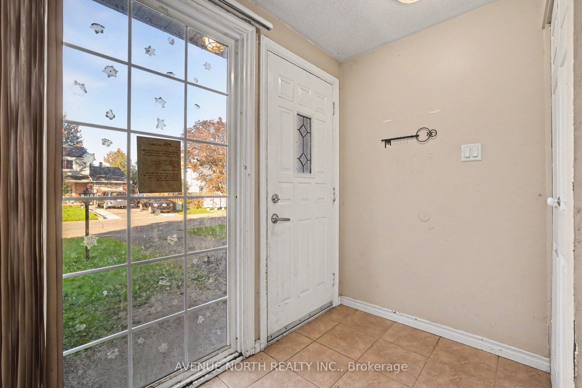 68 Downsview Crescent Property Photo 3