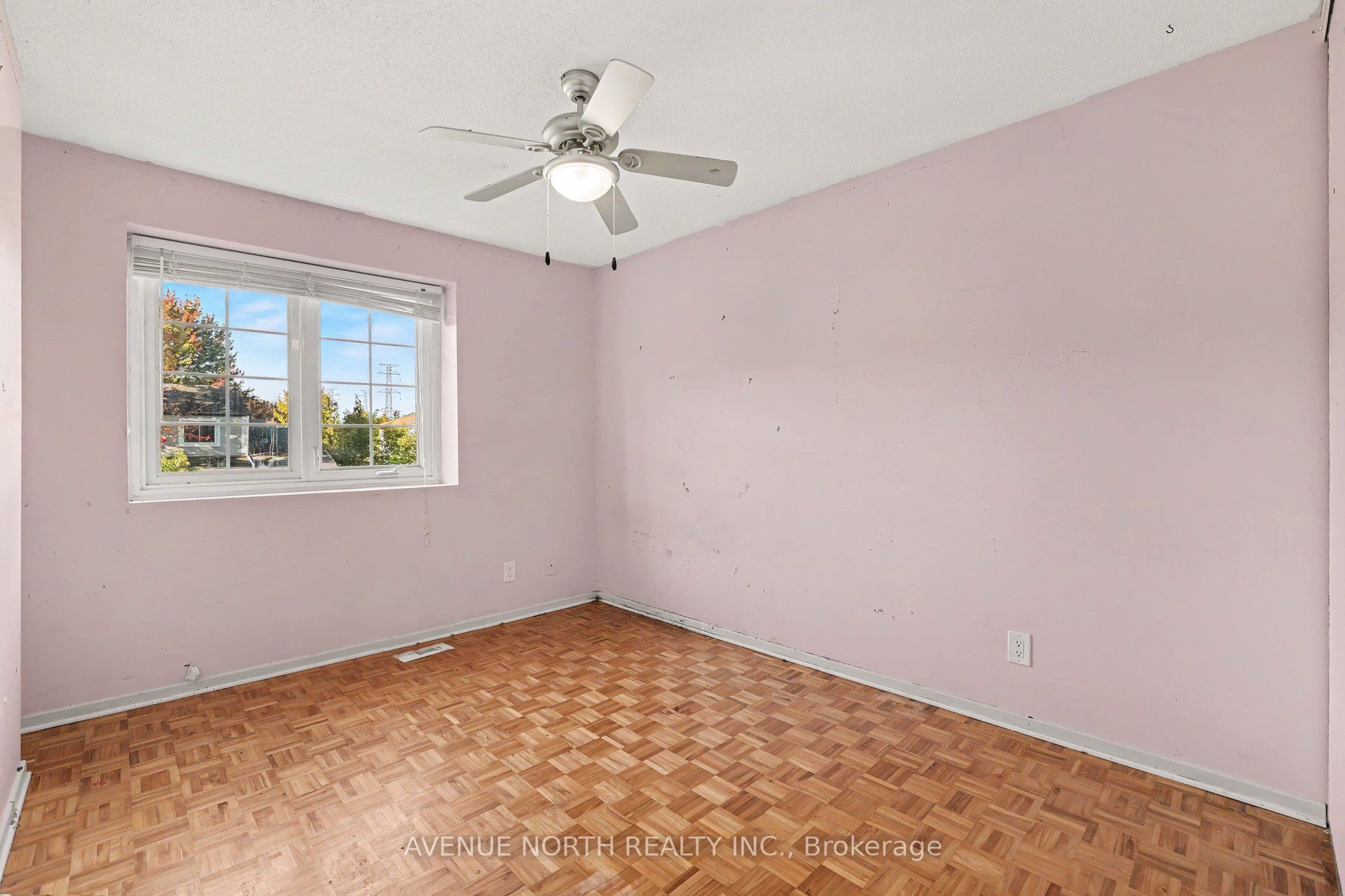 68 Downsview Crescent Property Photo 15
