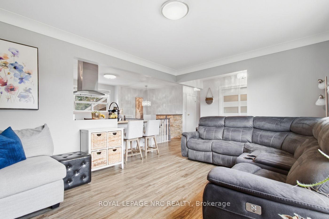 8031 Watson Street Property Photo 14