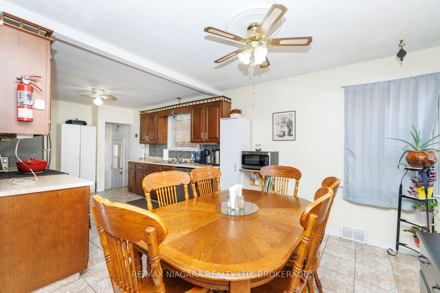 6424 Corwin Crescent Property Photo 10