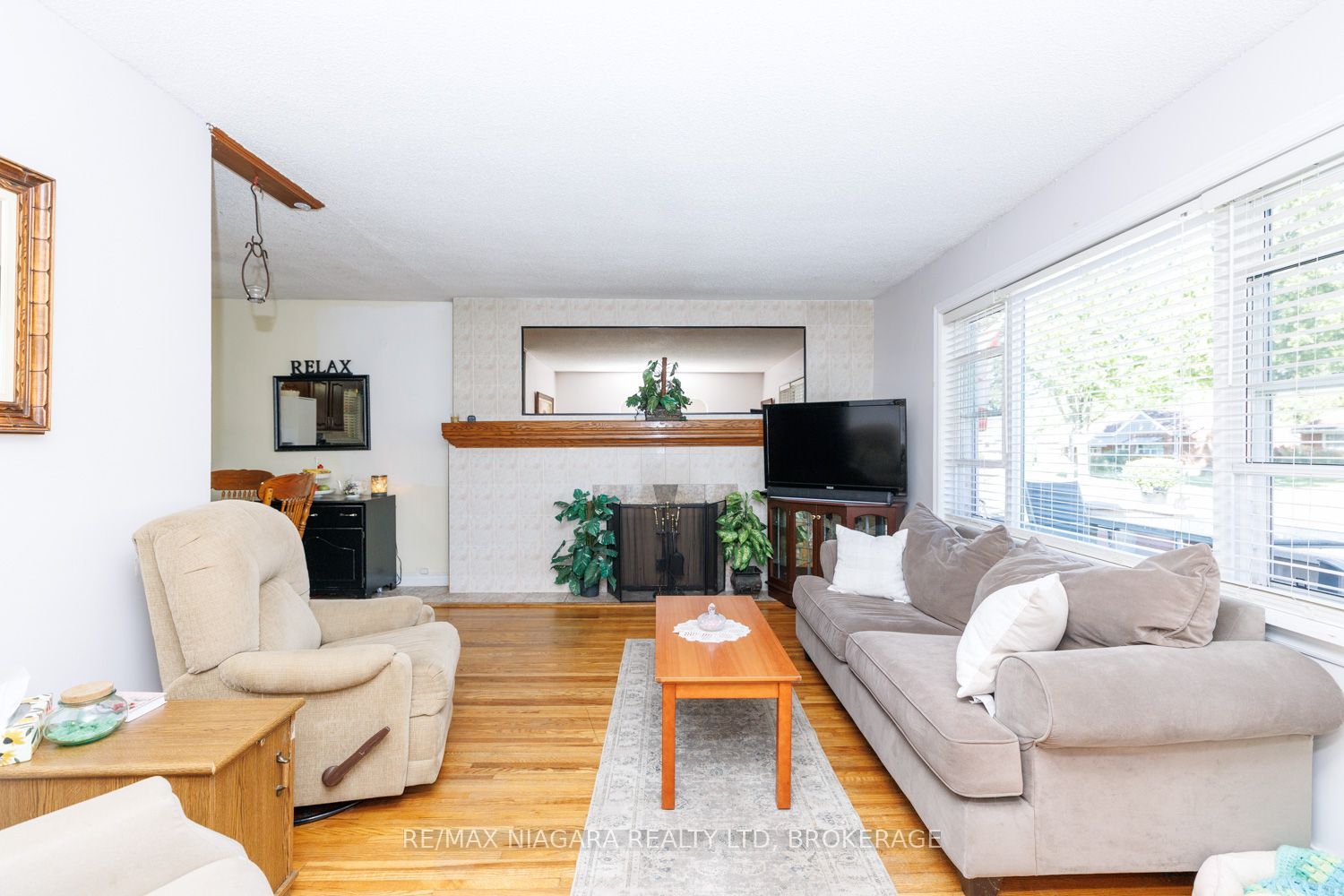 6424 Corwin Crescent Property Photo 11