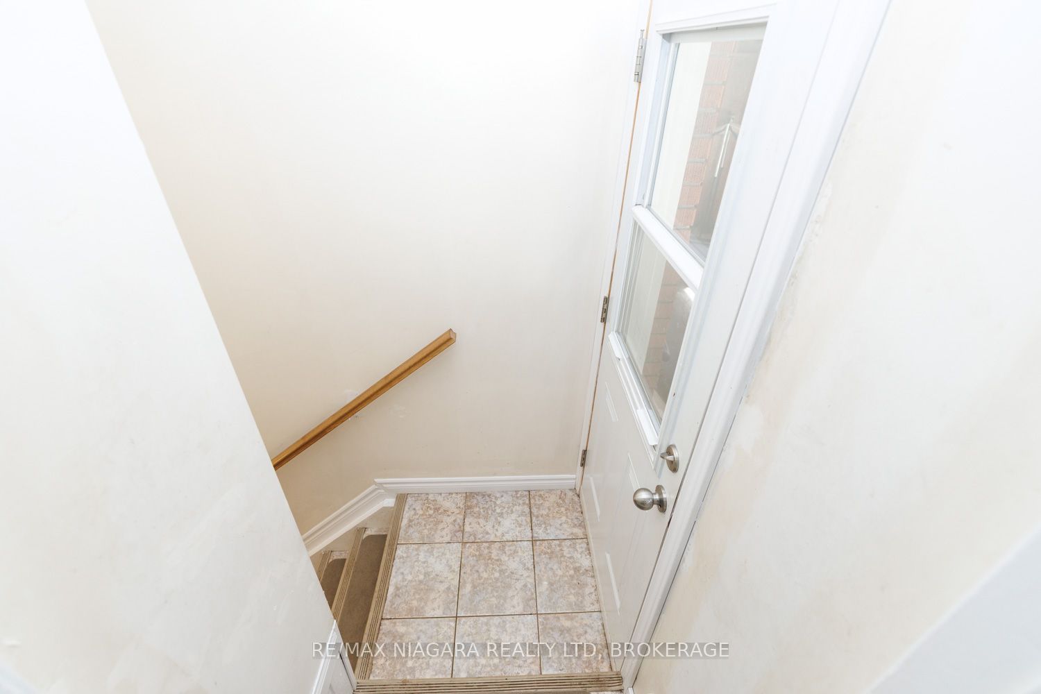 6424 Corwin Crescent Property Photo 23