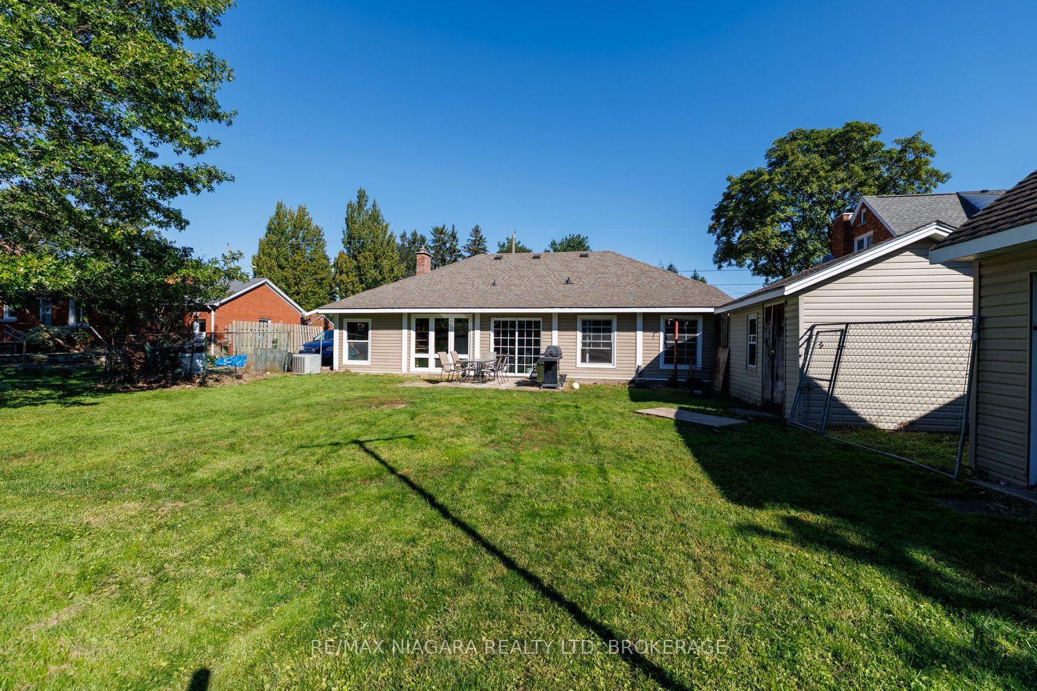 6424 Corwin Crescent Property Photo 35