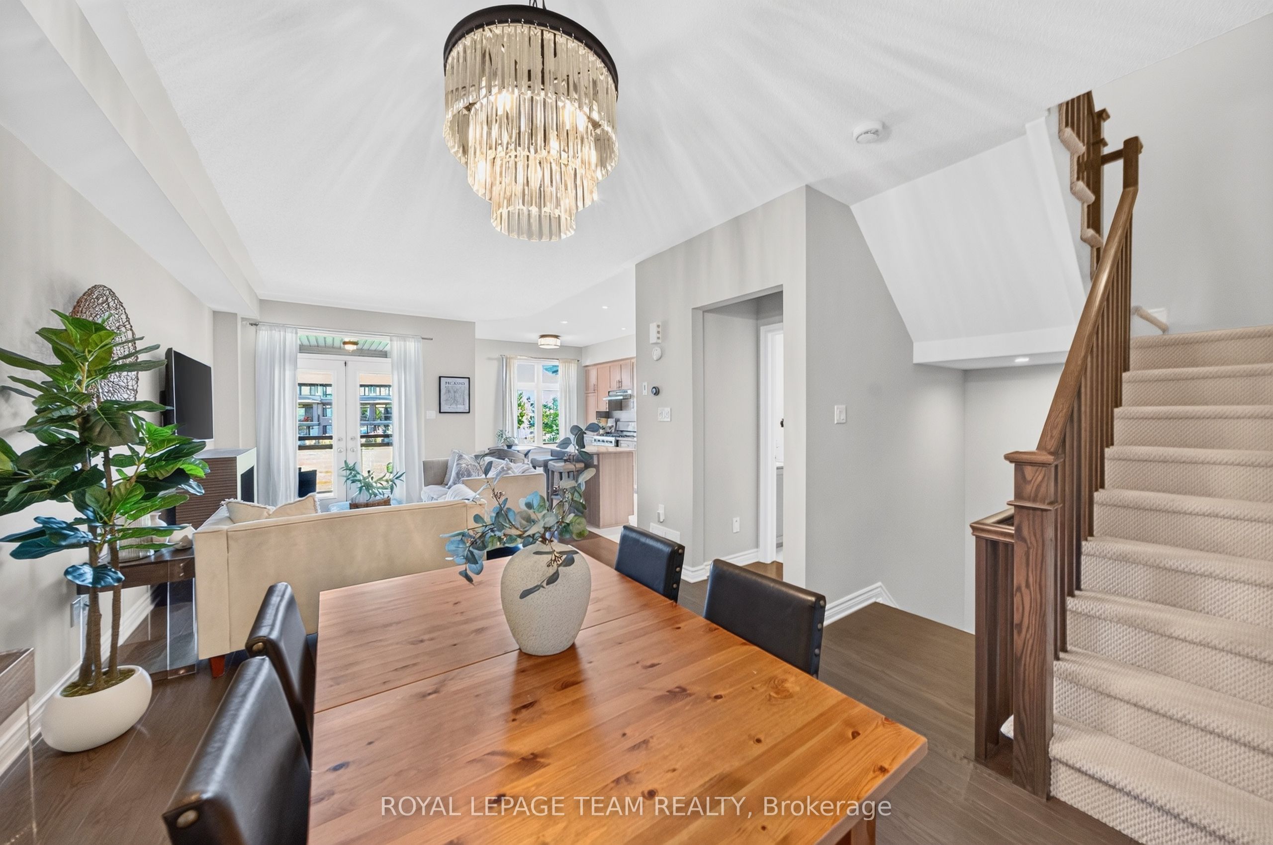 246 Leather Leaf Terrace Property Photo 13