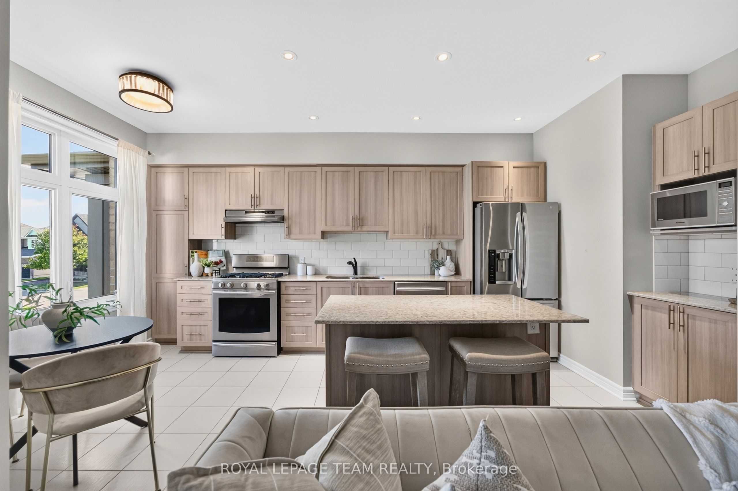 246 Leather Leaf Terrace Property Photo 16