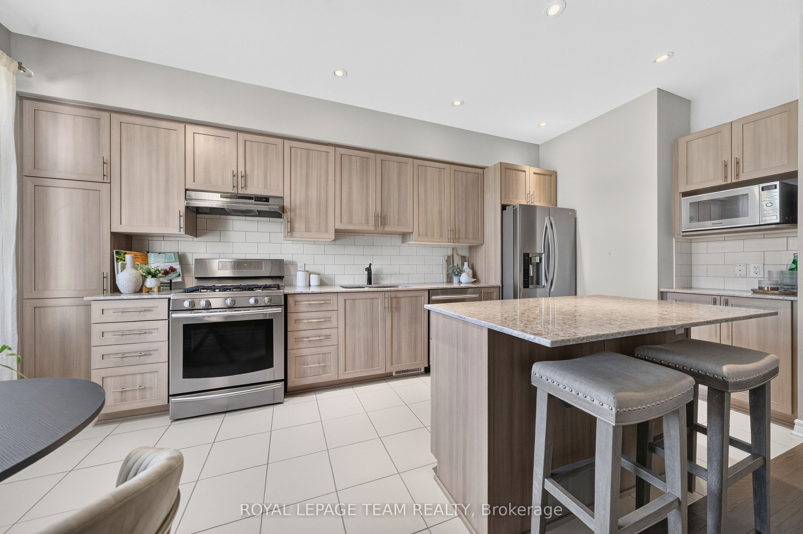 246 Leather Leaf Terrace Property Photo 21