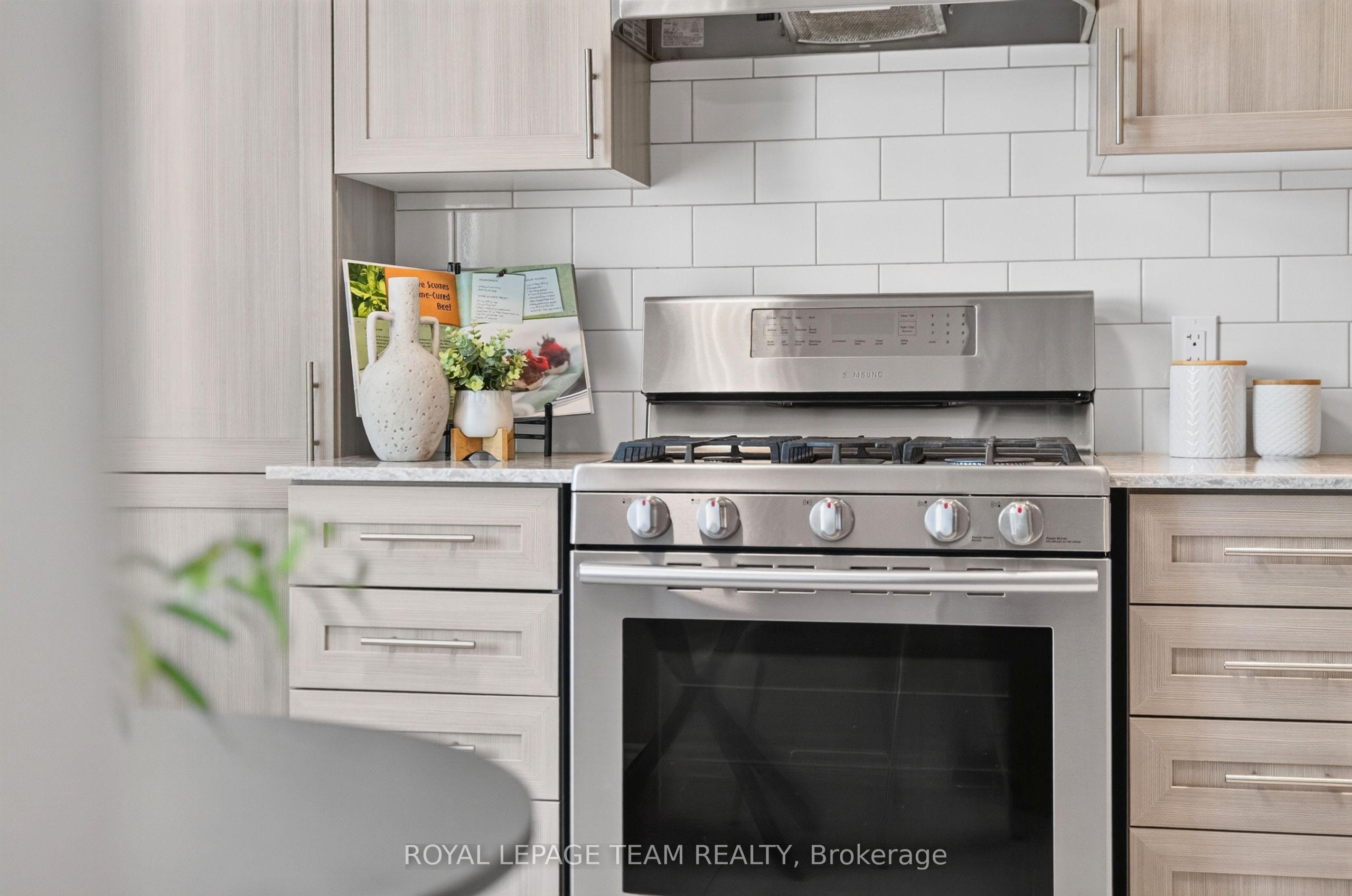 246 Leather Leaf Terrace Property Photo 24