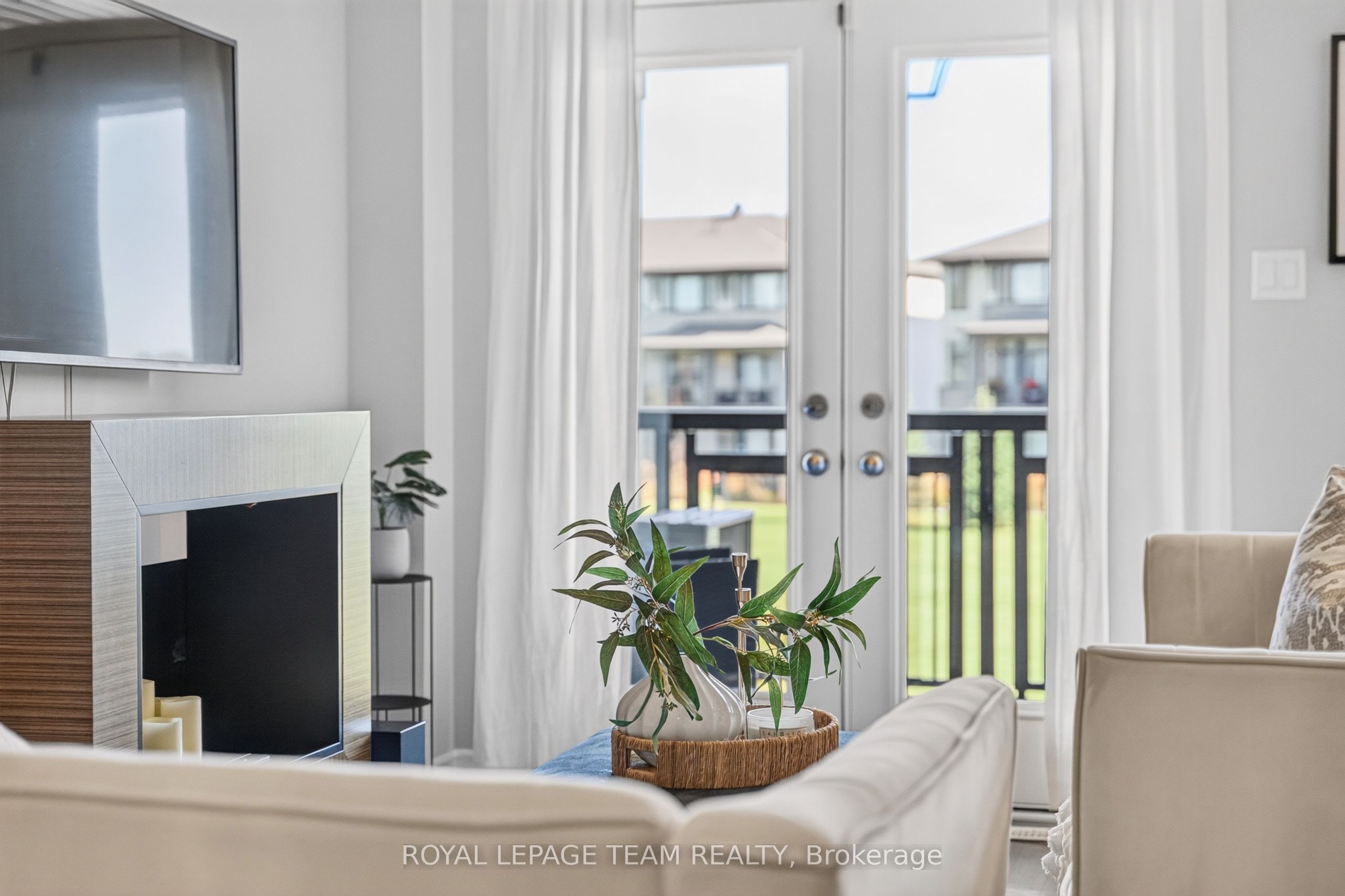 246 Leather Leaf Terrace Property Photo 28