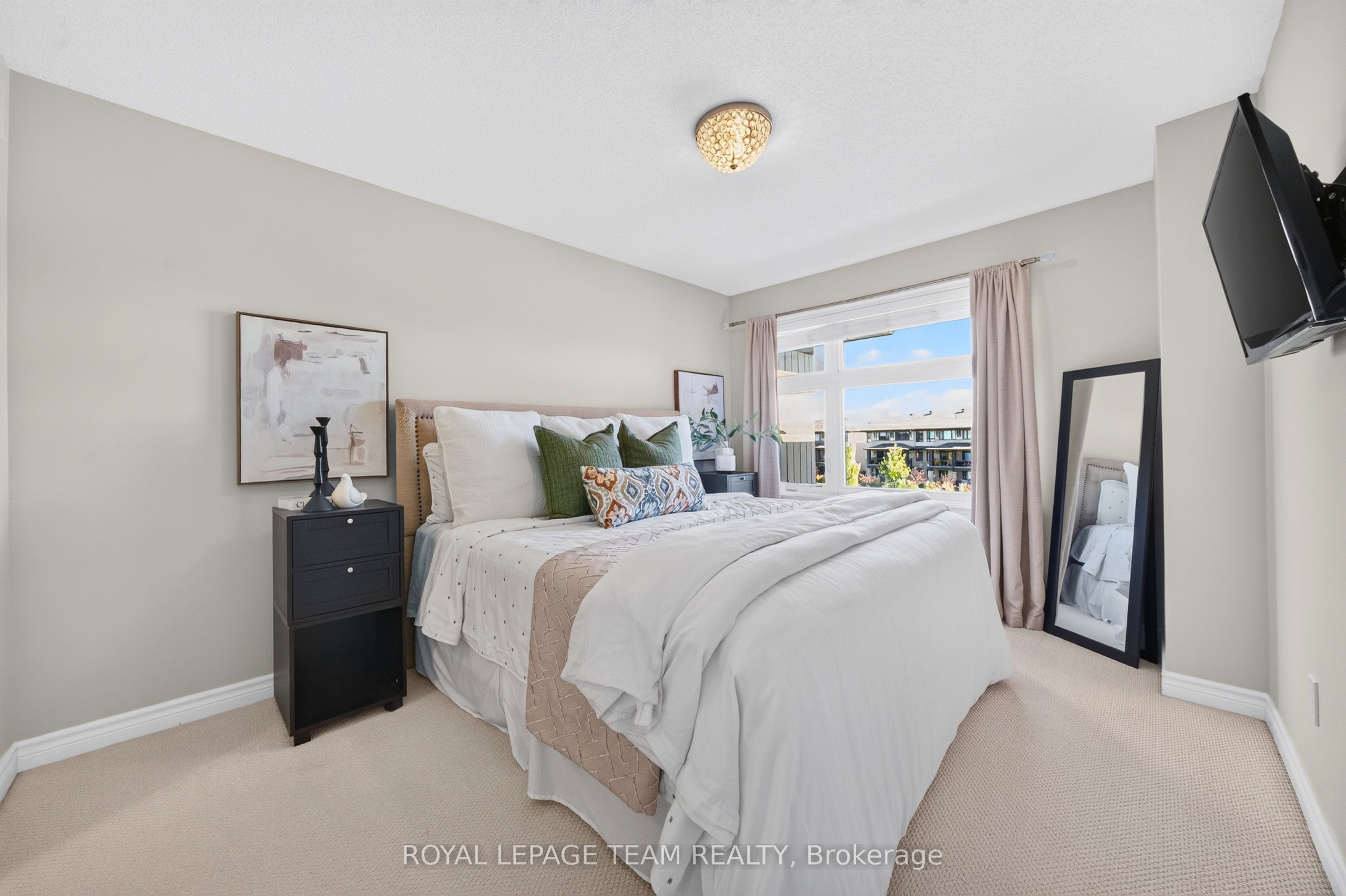 246 Leather Leaf Terrace Property Photo 33