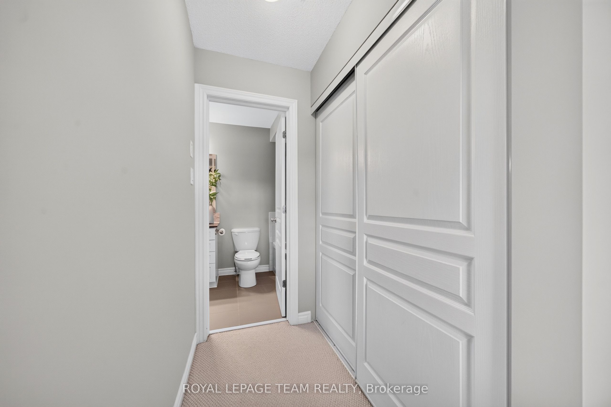 246 Leather Leaf Terrace Property Photo 35