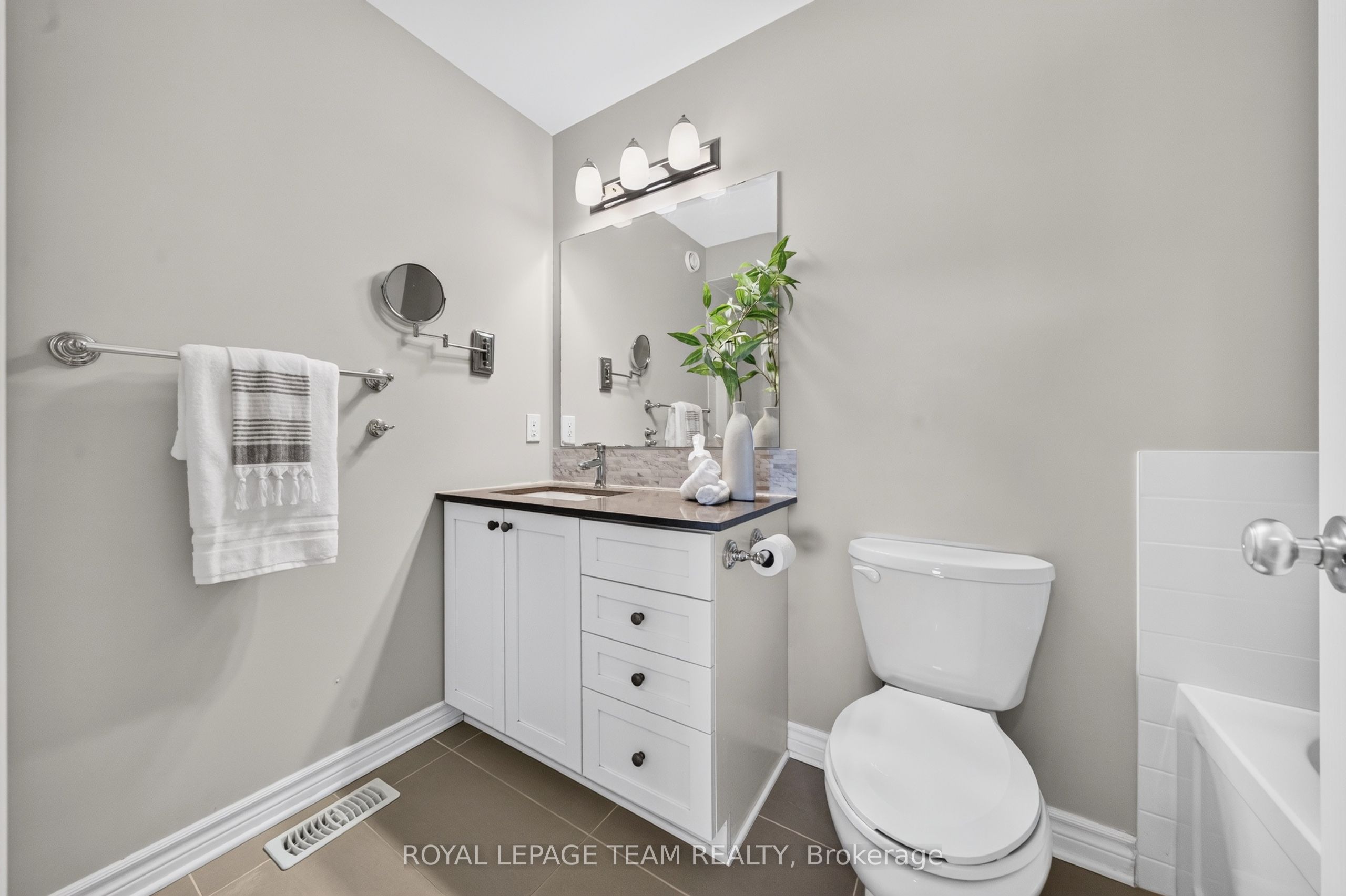 246 Leather Leaf Terrace Property Photo 36