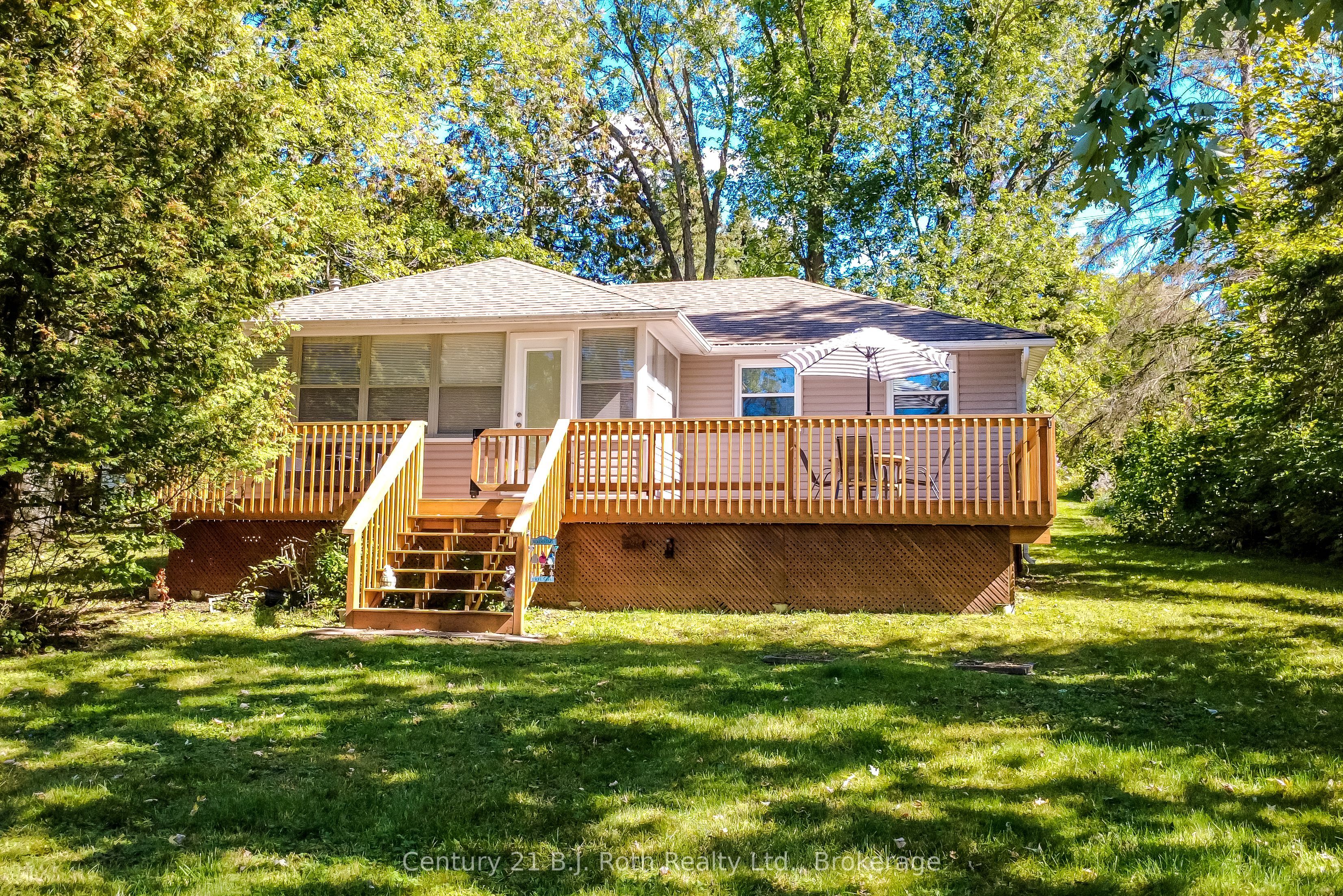 222 Lake Dalrymple Road Property Photo 1