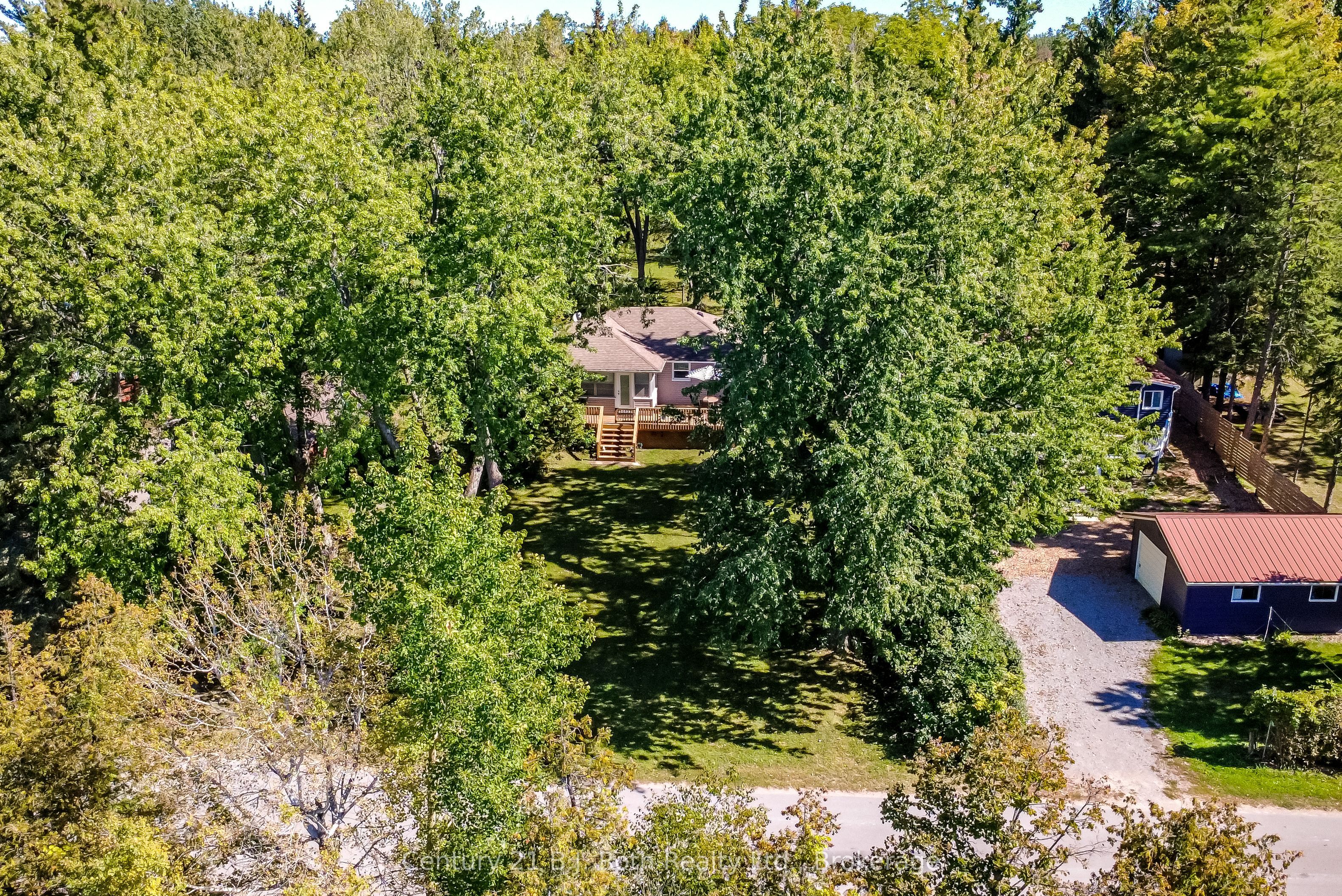 222 Lake Dalrymple Road Property Photo 5