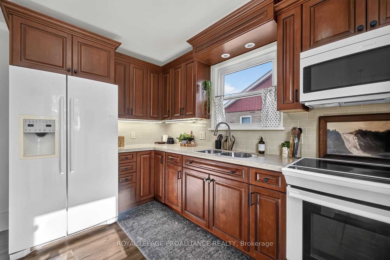304 Oxford Avenue Property Photo 11
