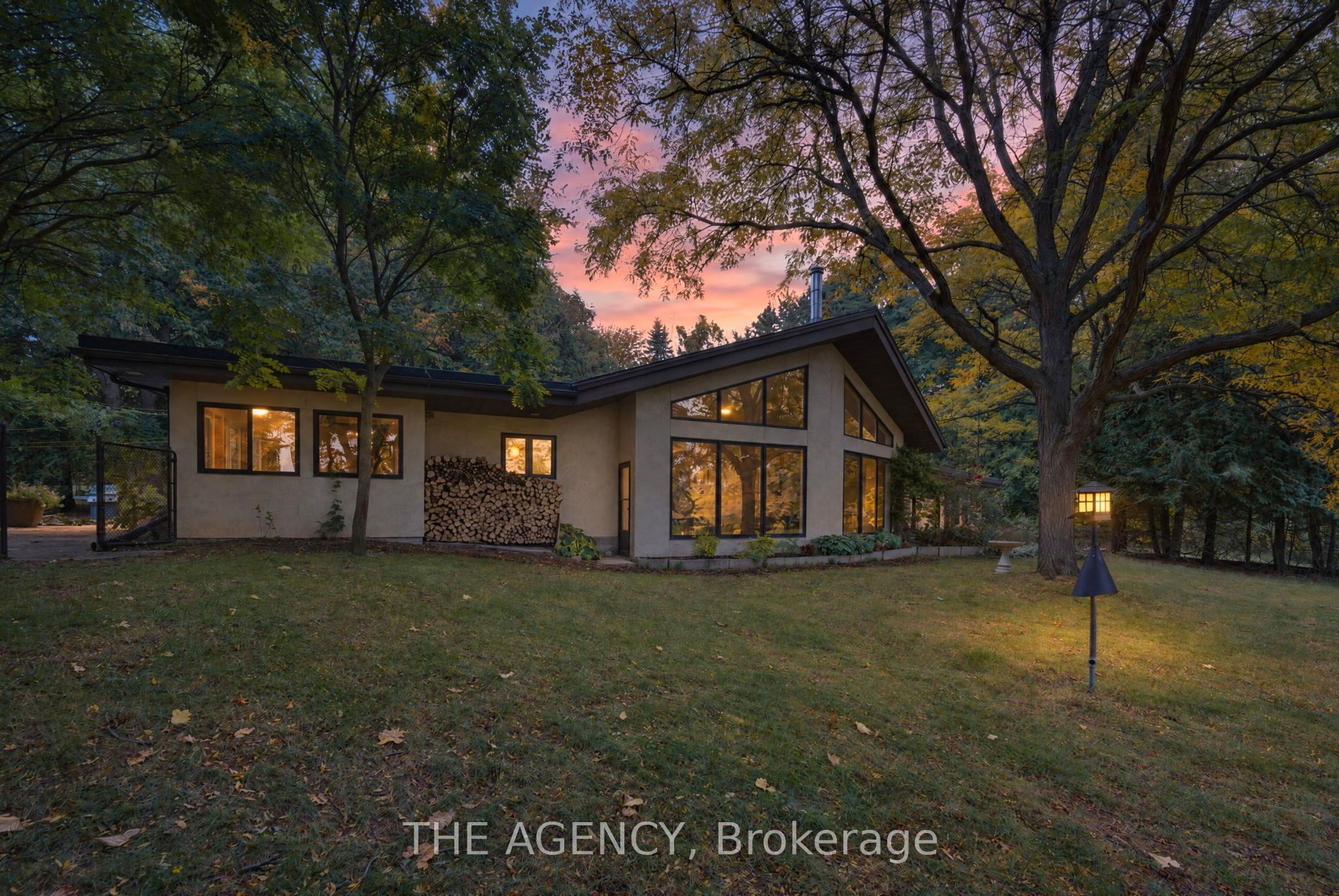 295 Brant Road Property Photo 2