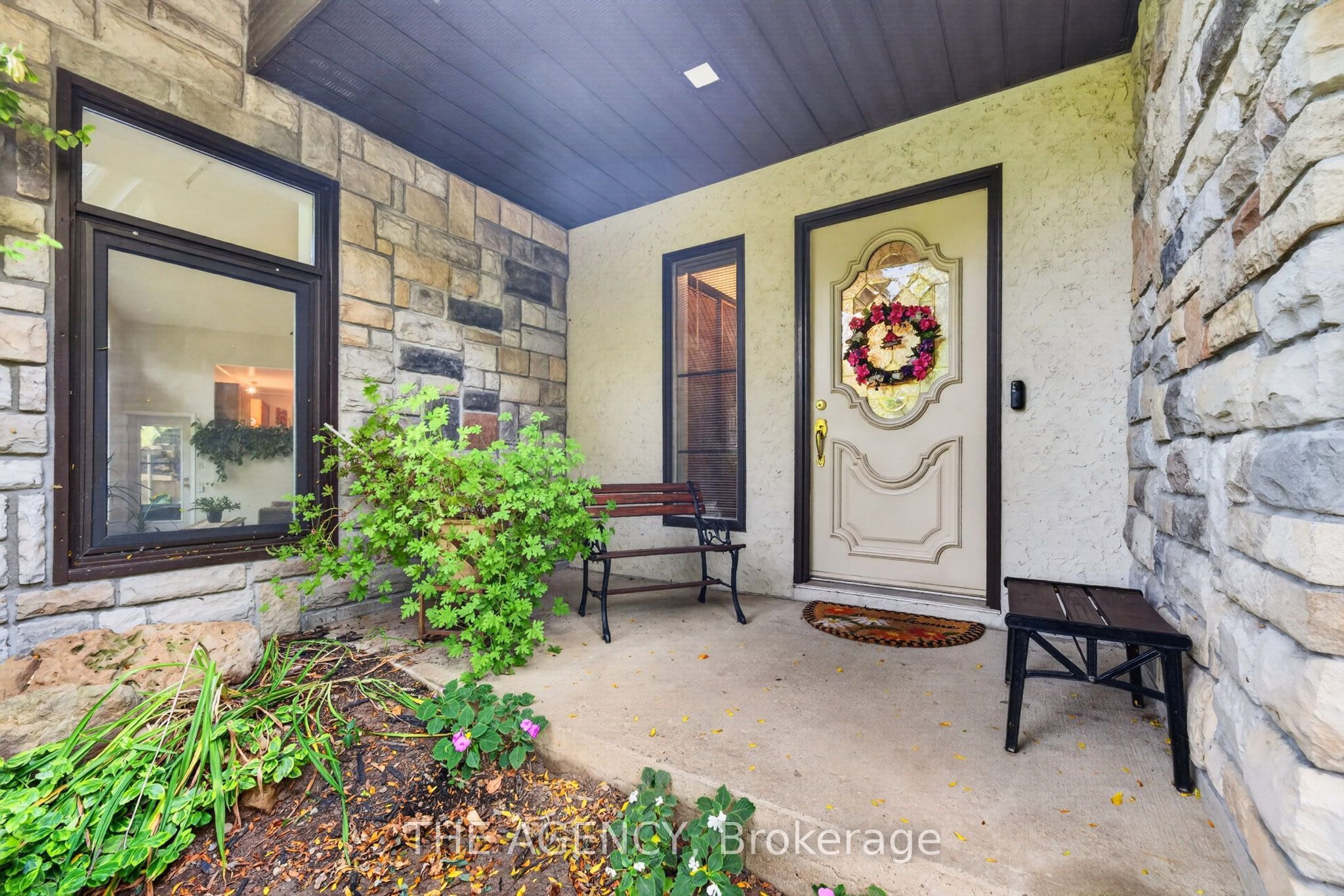 295 Brant Road Property Photo 3