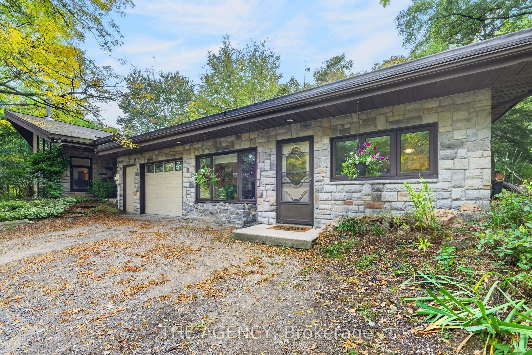 295 Brant Road Property Photo 32